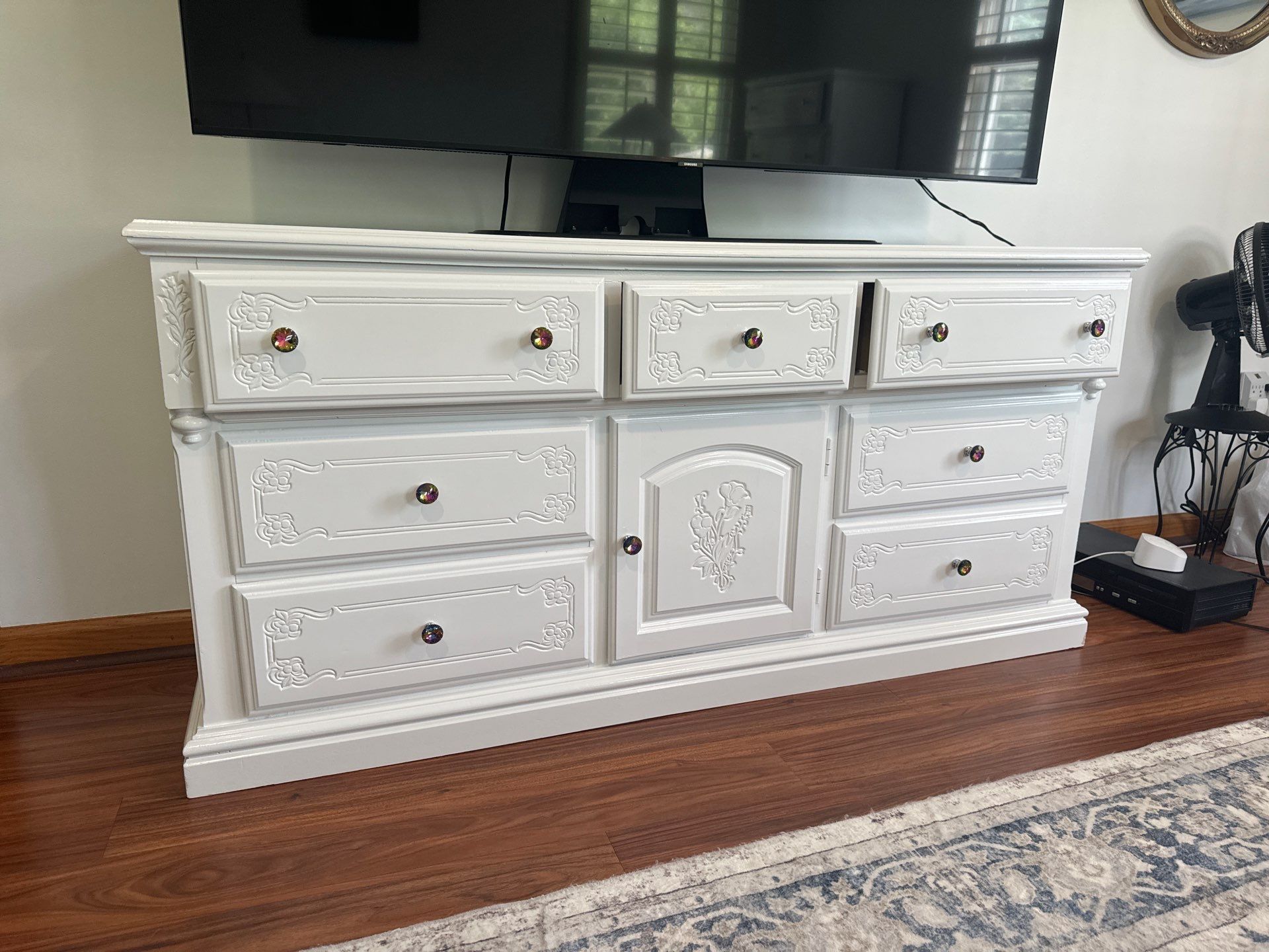 Repaint bedroom furniture, Pergola, and doors. Stain decking by Gordon Painting