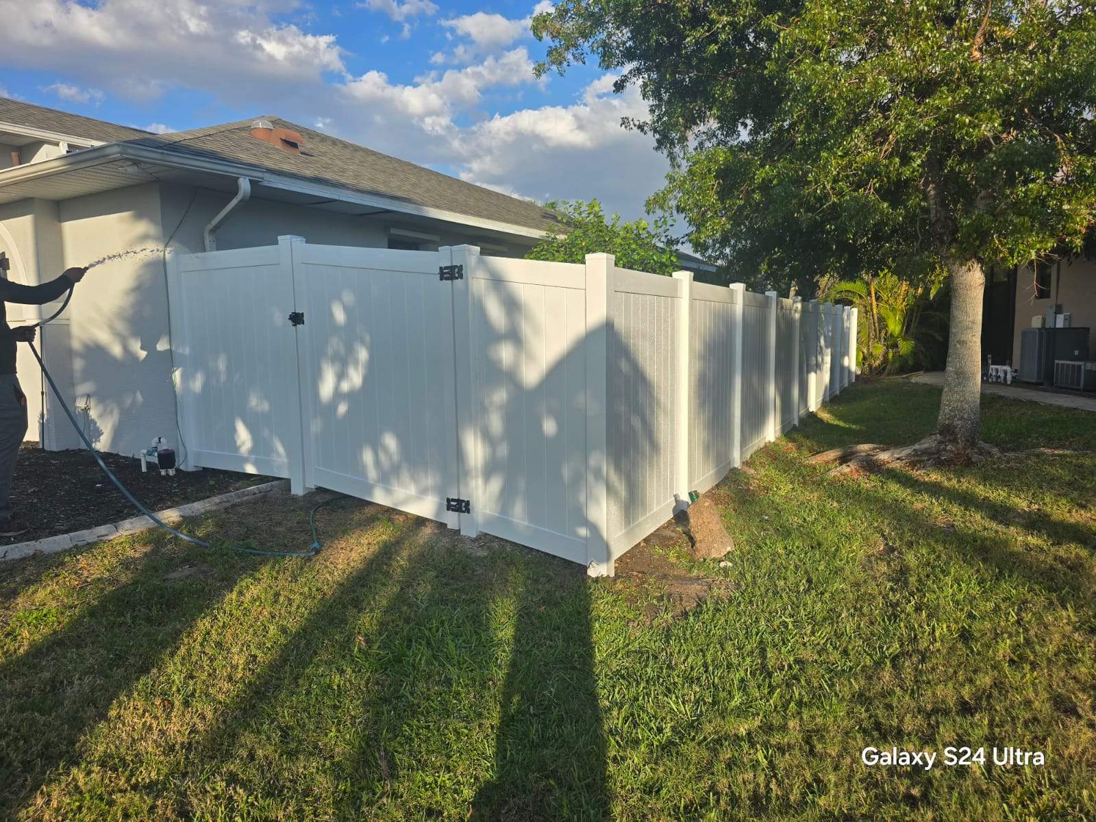 Full Residential Vinyl Privacy Fence Installation in Cape Coral by True Fence LLC
