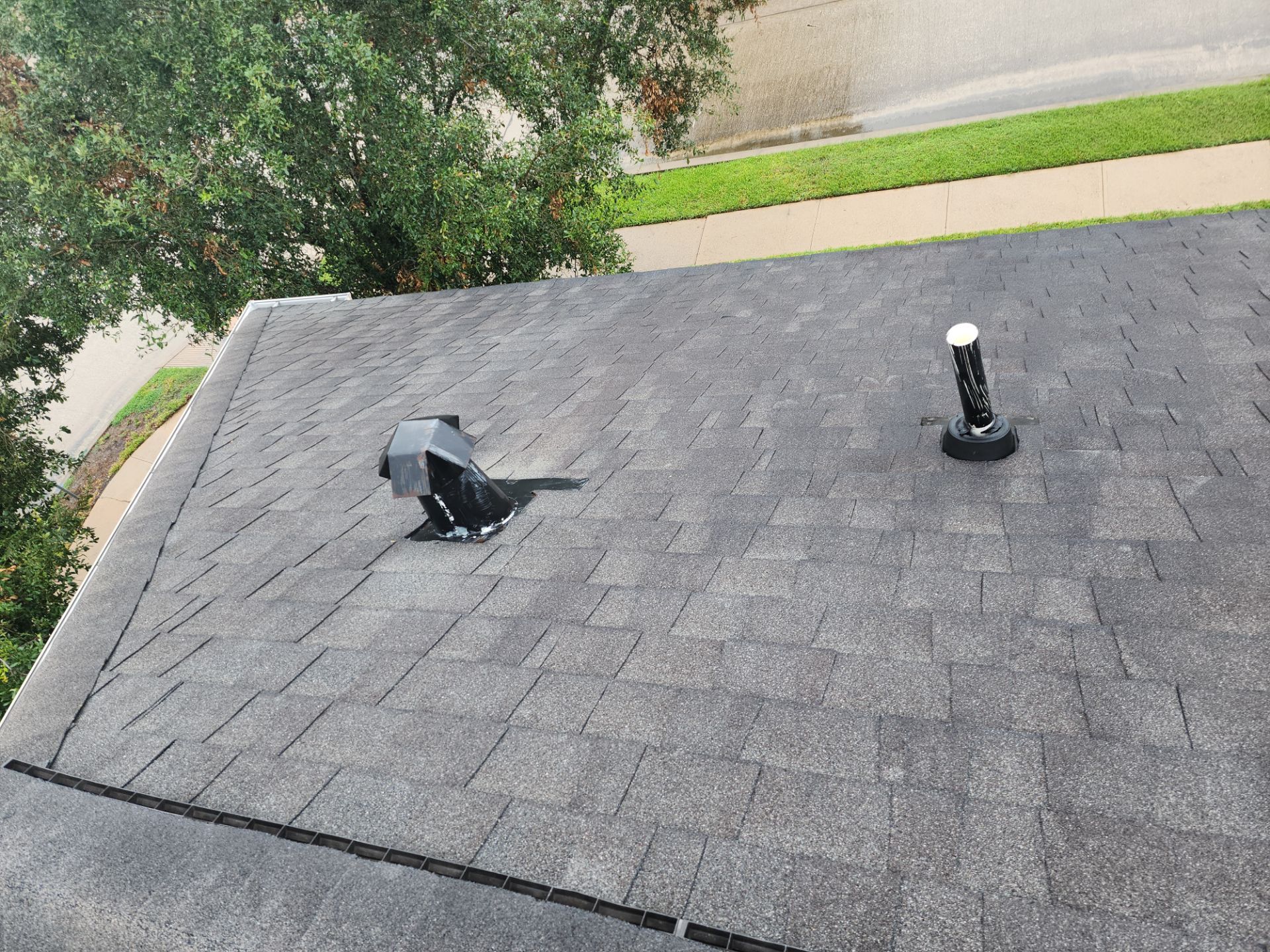 Hail Damage using Owen's Corning Duration (Lifetime) Shingles by Roof Repair Company