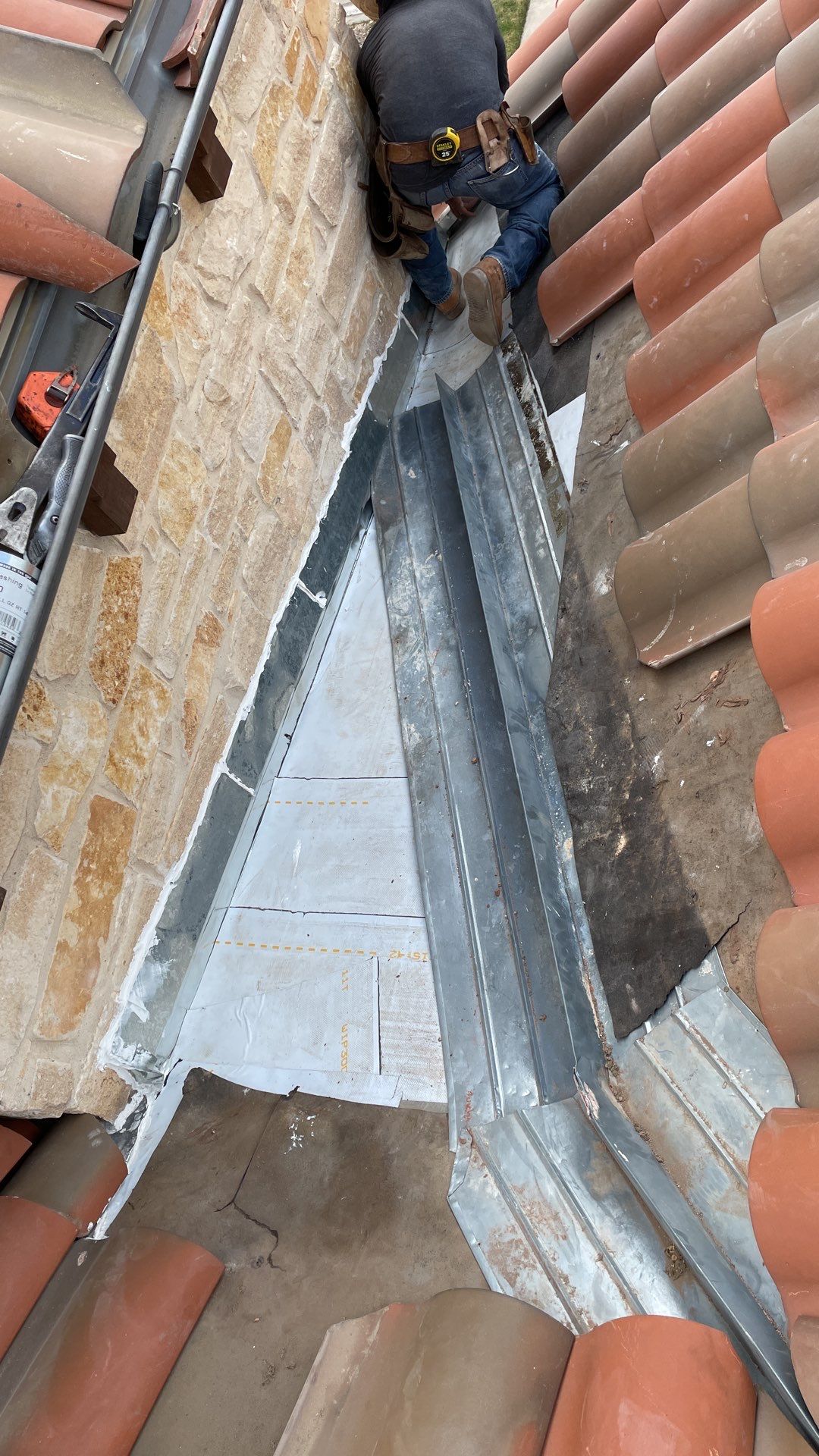 Residential Roofing Repair using Various Roof Repair Materials by Harvey Roofing & Construction