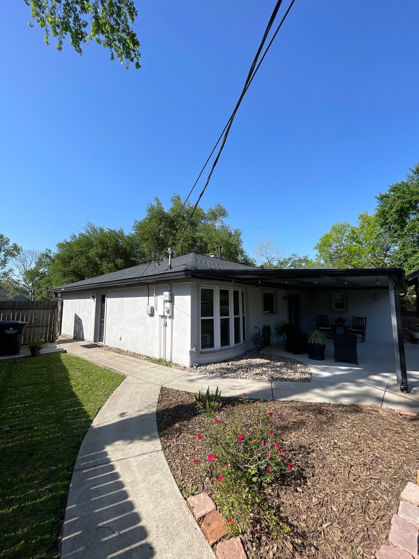 Alvin Roof Install by Modern BYLT Roofing & Construction