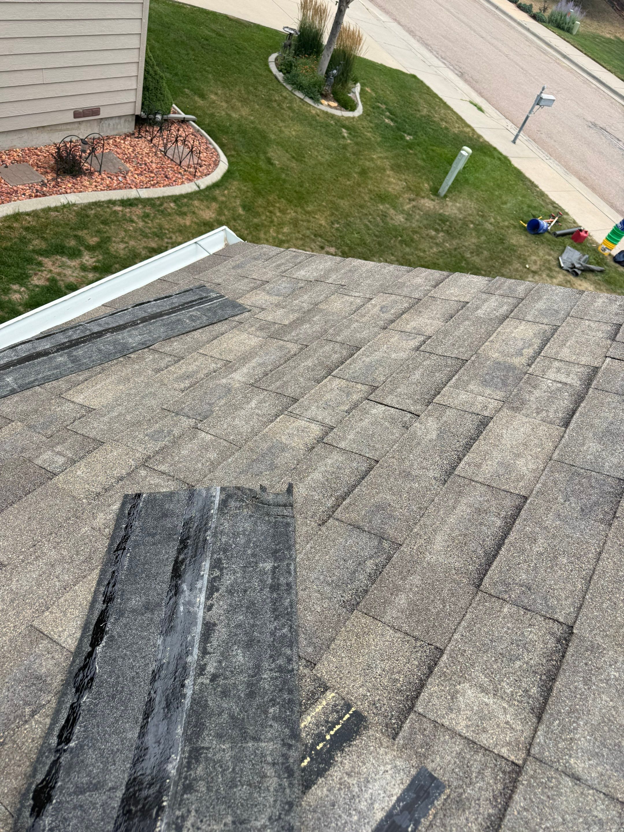 Malarkey Vista Shingle install in high wind neighborhood. by Weather-Tite Exteriors LLC