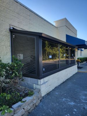 Commercial Restaurant Glass Room