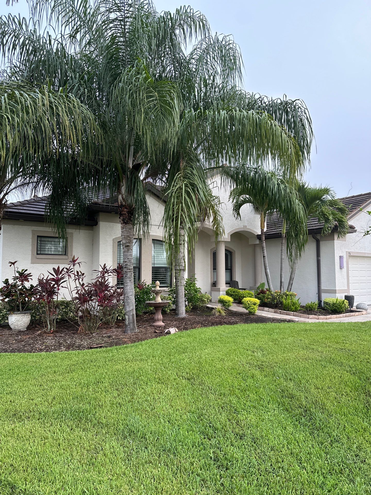 Flat Tile Roof Cleaning, House Wash & Sidewalk Cleaning in Enclave at Country Meadows, Bradenton, FL | Sunshine AquaWash by Sunshine AquaWash