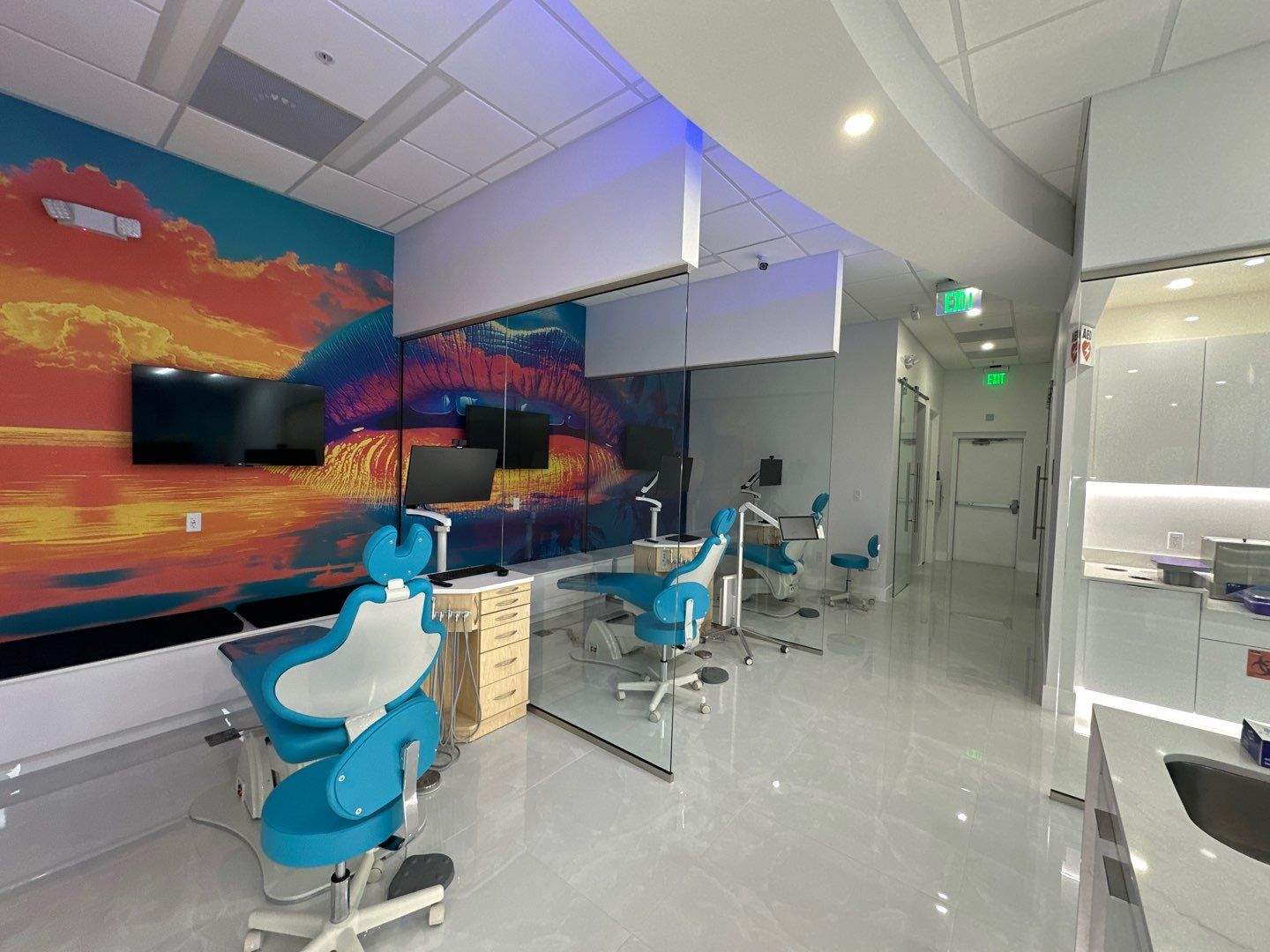 SMILE-FX Orthodontic & Clear Aligner Studio by Ruiz Construction Inc