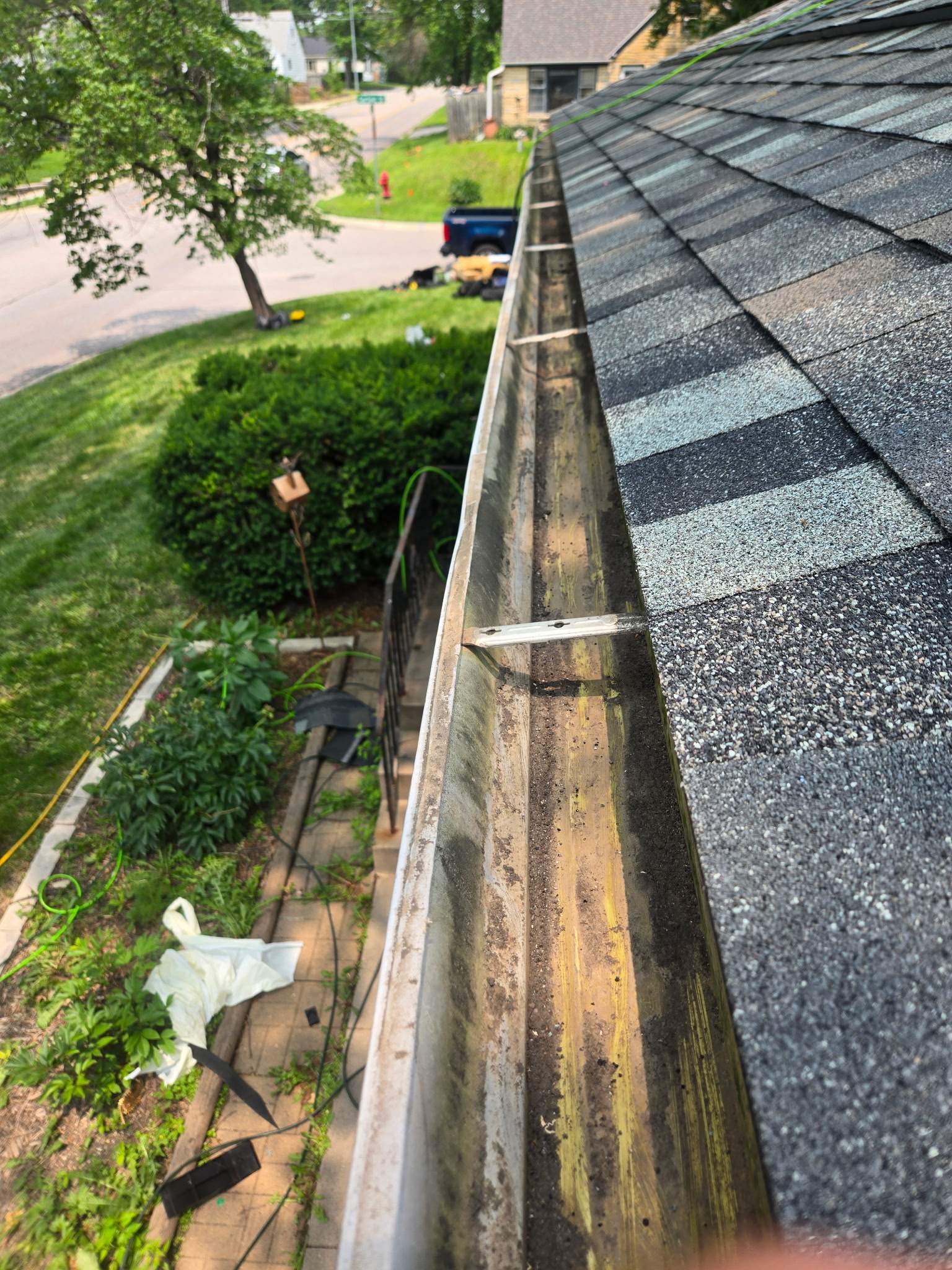 Asphalt Architectural Shingle Installation and Roof Deck Repairs in Lincoln by Star Home