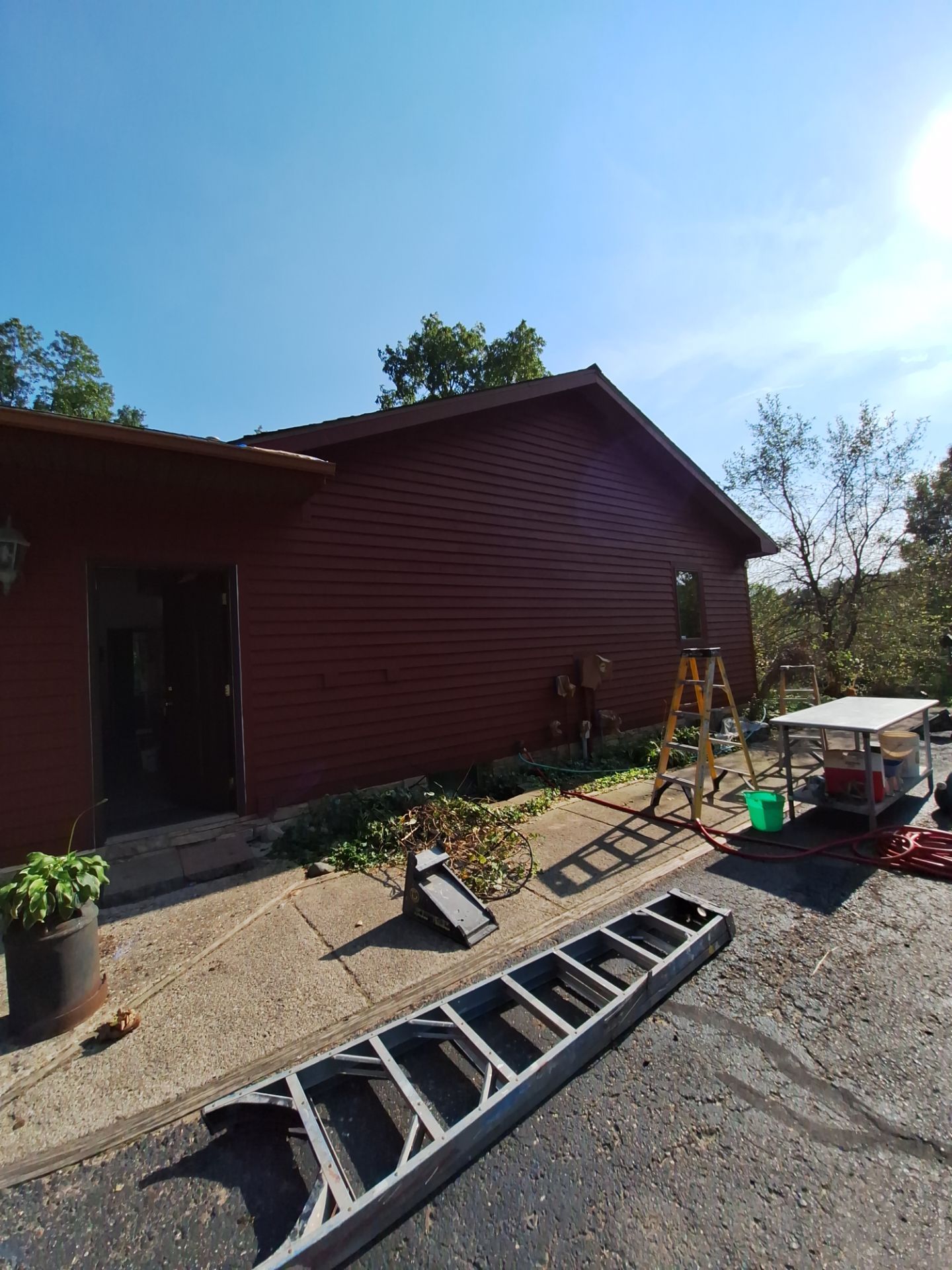 Color update with exterior staining and painting by Gordon Painting