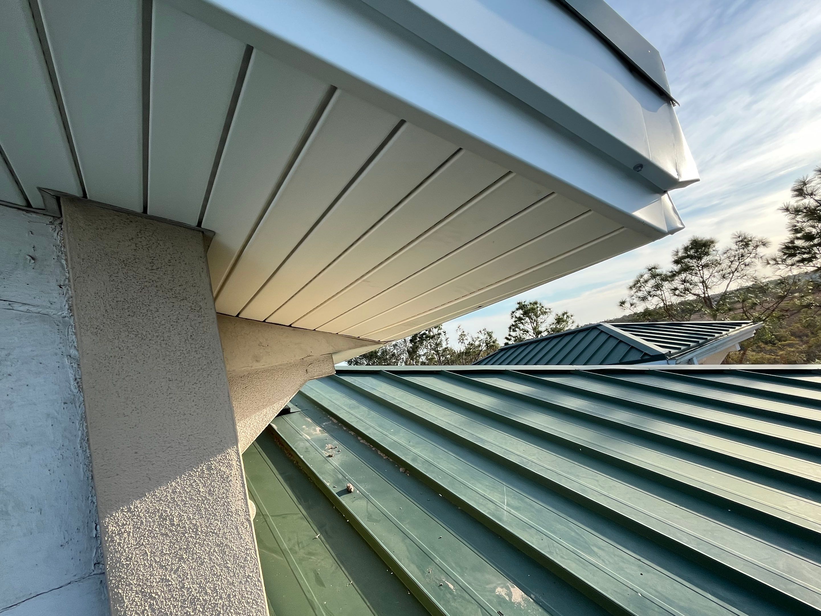 Soffit and Fascia Repair in Sarasota FL by Gutter Professors
