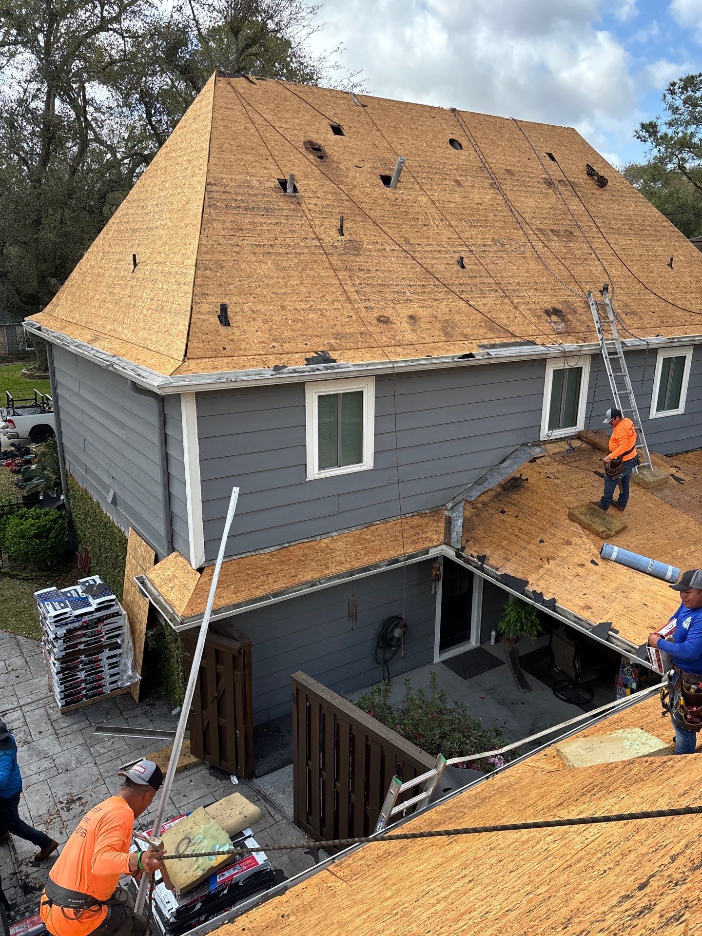 Roof Replacement Houston by Roof Repair Company