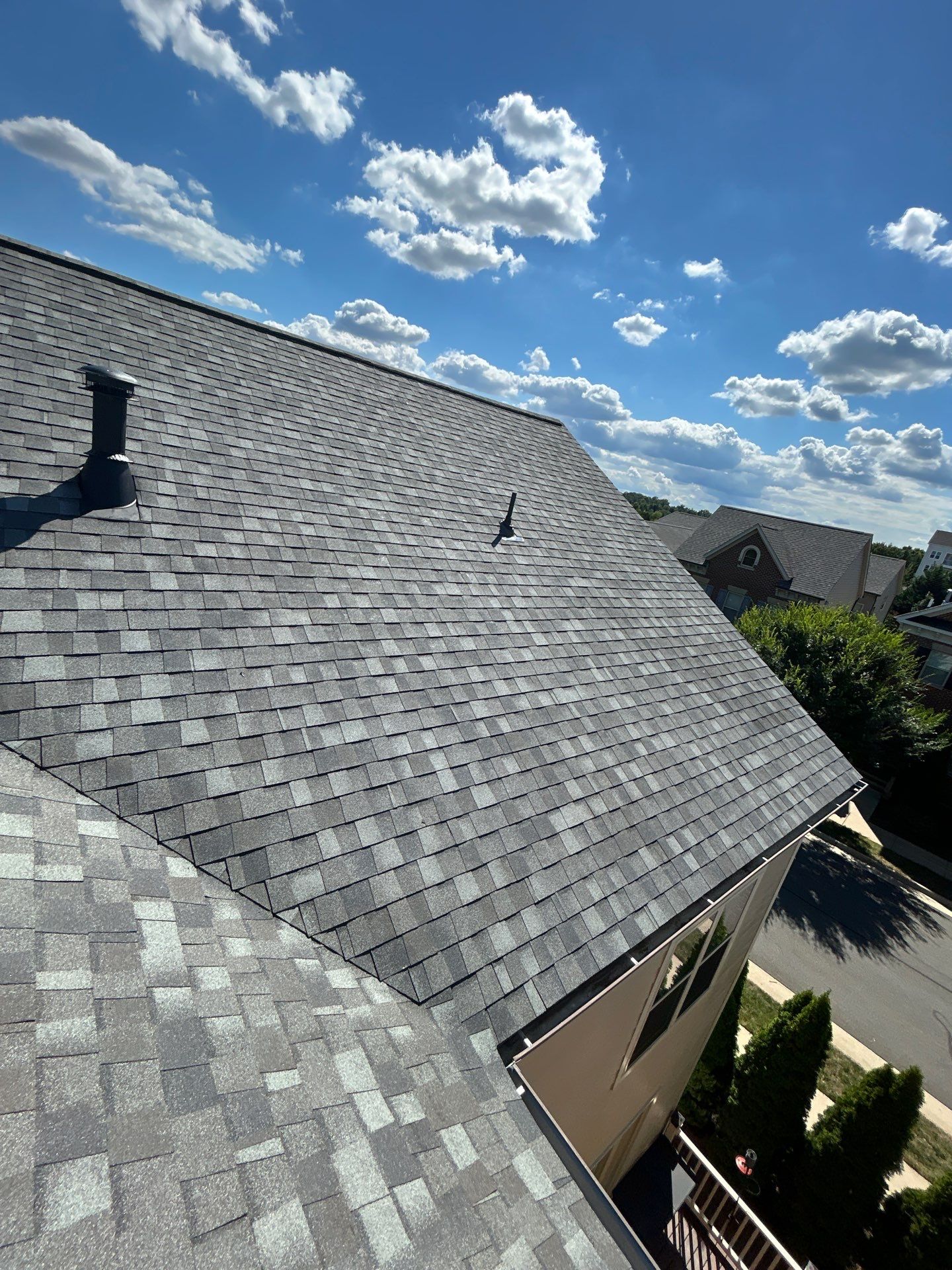 Ashburn: Residential Roof Replacement  with CertainTeed Landmark Pro in Max Def Georgetown Gray by RM Banning, Inc.