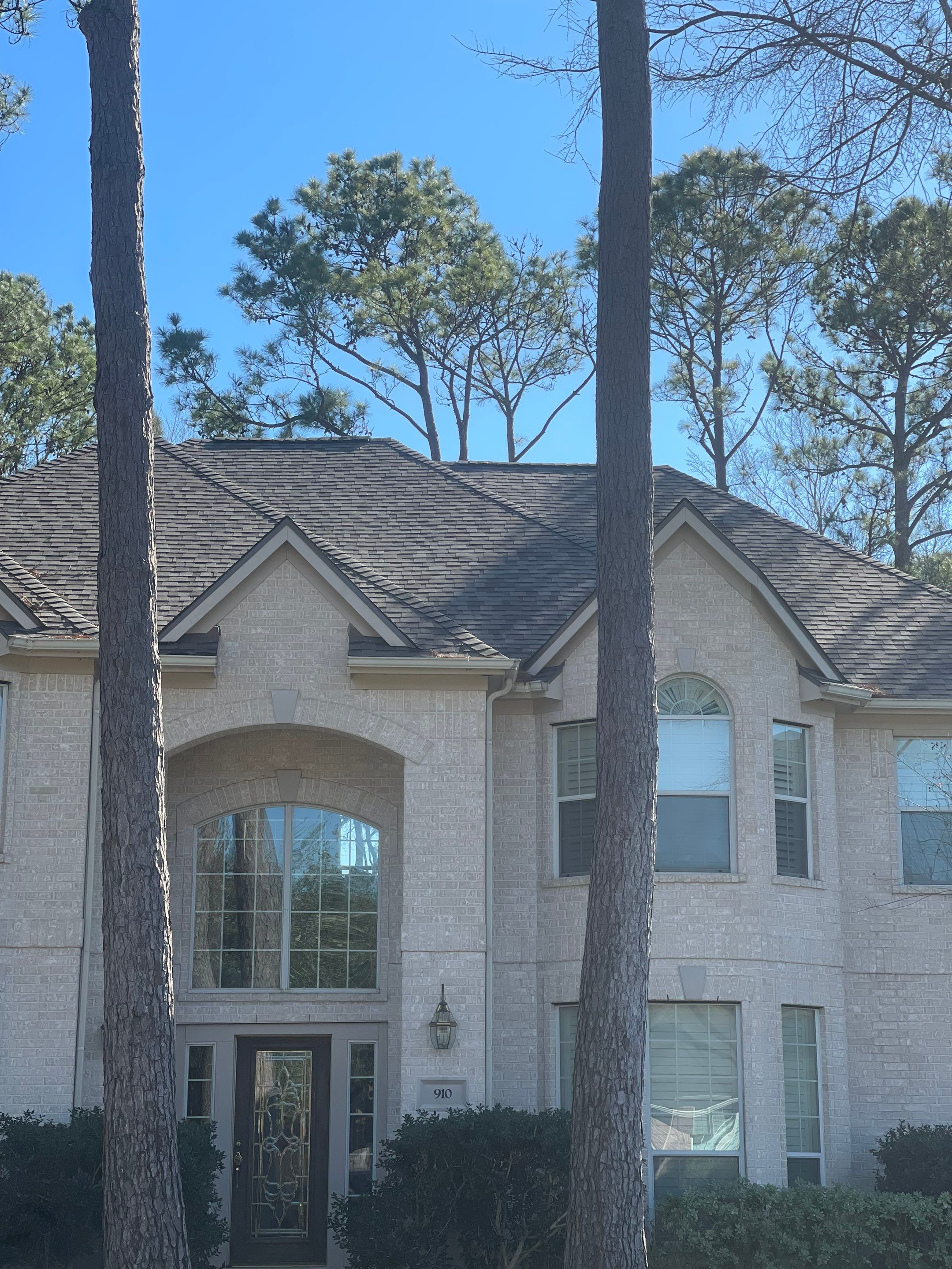 Residential Roof Replacement by Elite Roofing LLC
