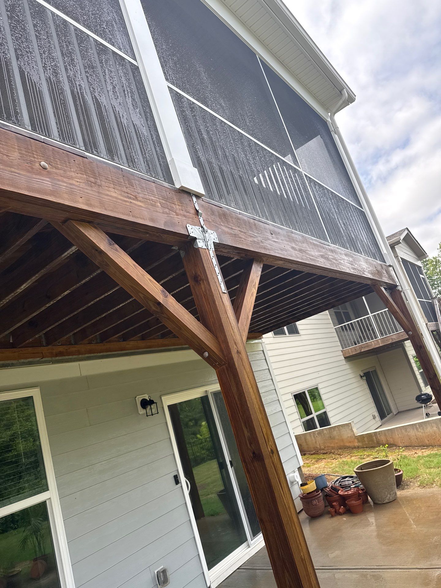 Wood Deck using Wood Sealant by DuraSeal