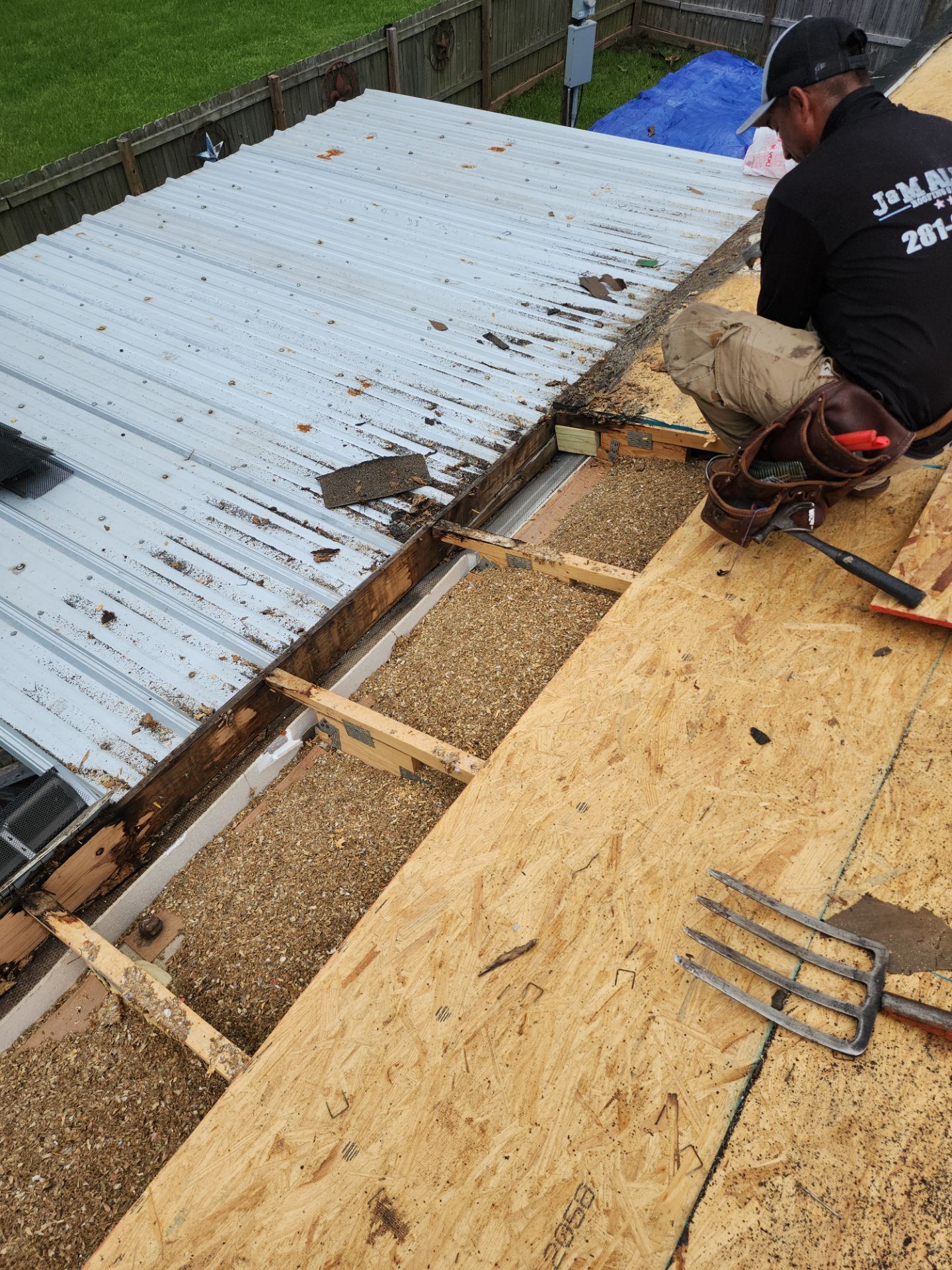 Residential Roofing Installation using Owen's Corning Duration (Lifetime) Shingles by Roof Repair Company