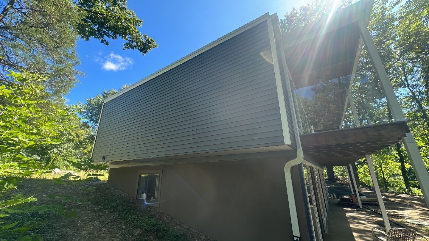 Siding Replacement using CertainTeed Restoration Classis D4 by 180 Contractors