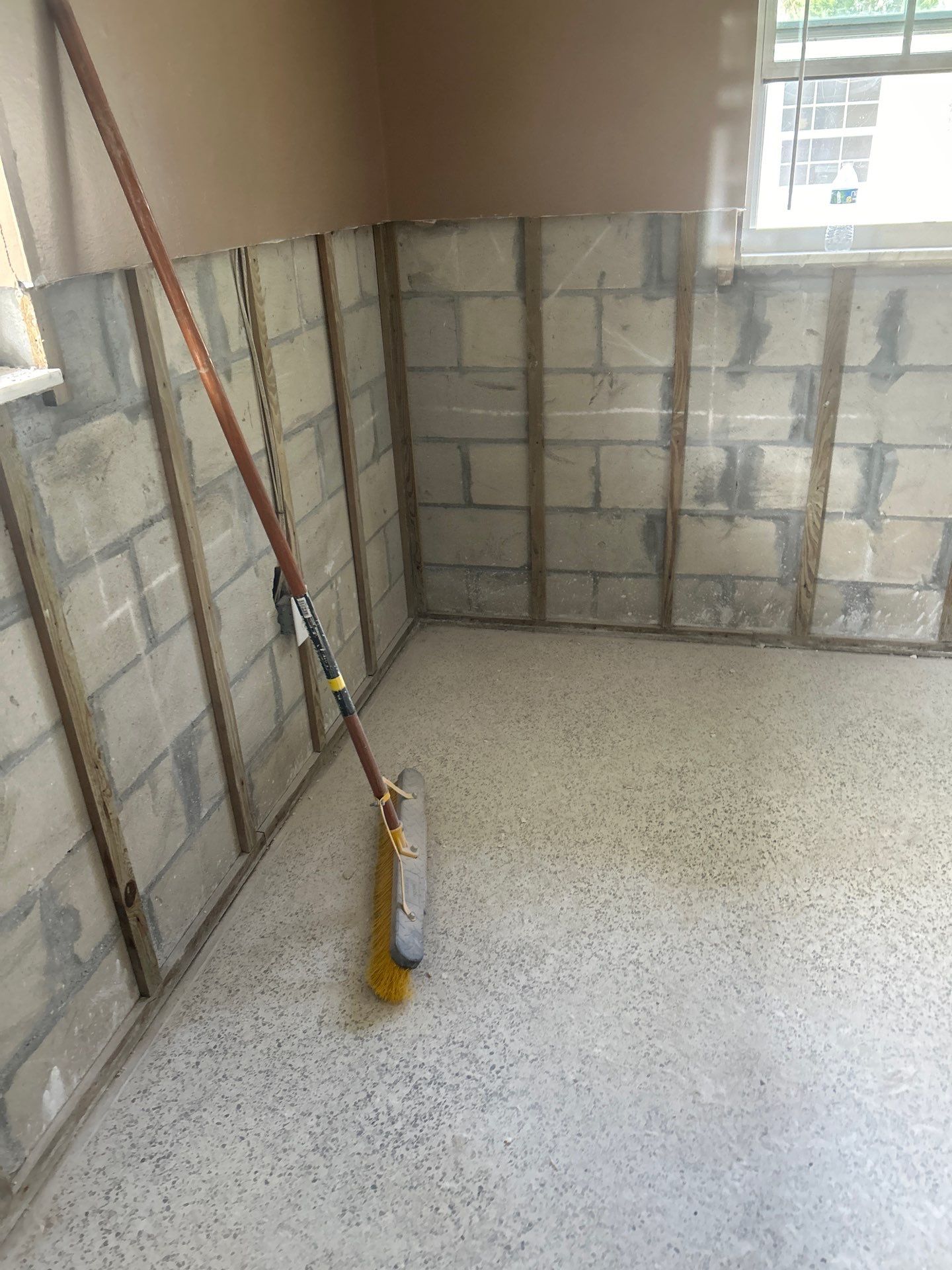 Mold Remediation + Reconstruction Bradenton by Ampm Restoration Services 