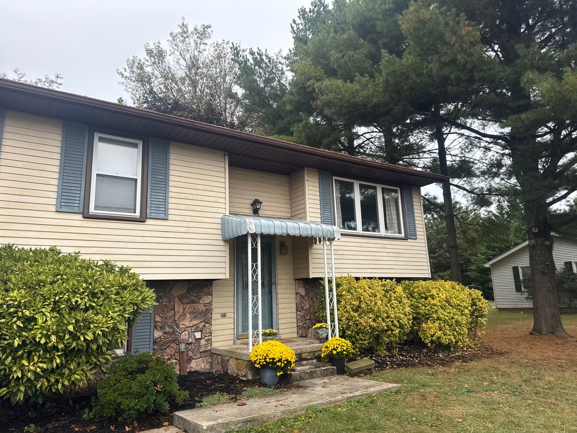 Roof Replacement with Owens Corning Aged Copper and Platinum Warranty in Hanover, PA by Bealing Roofing & Exteriors