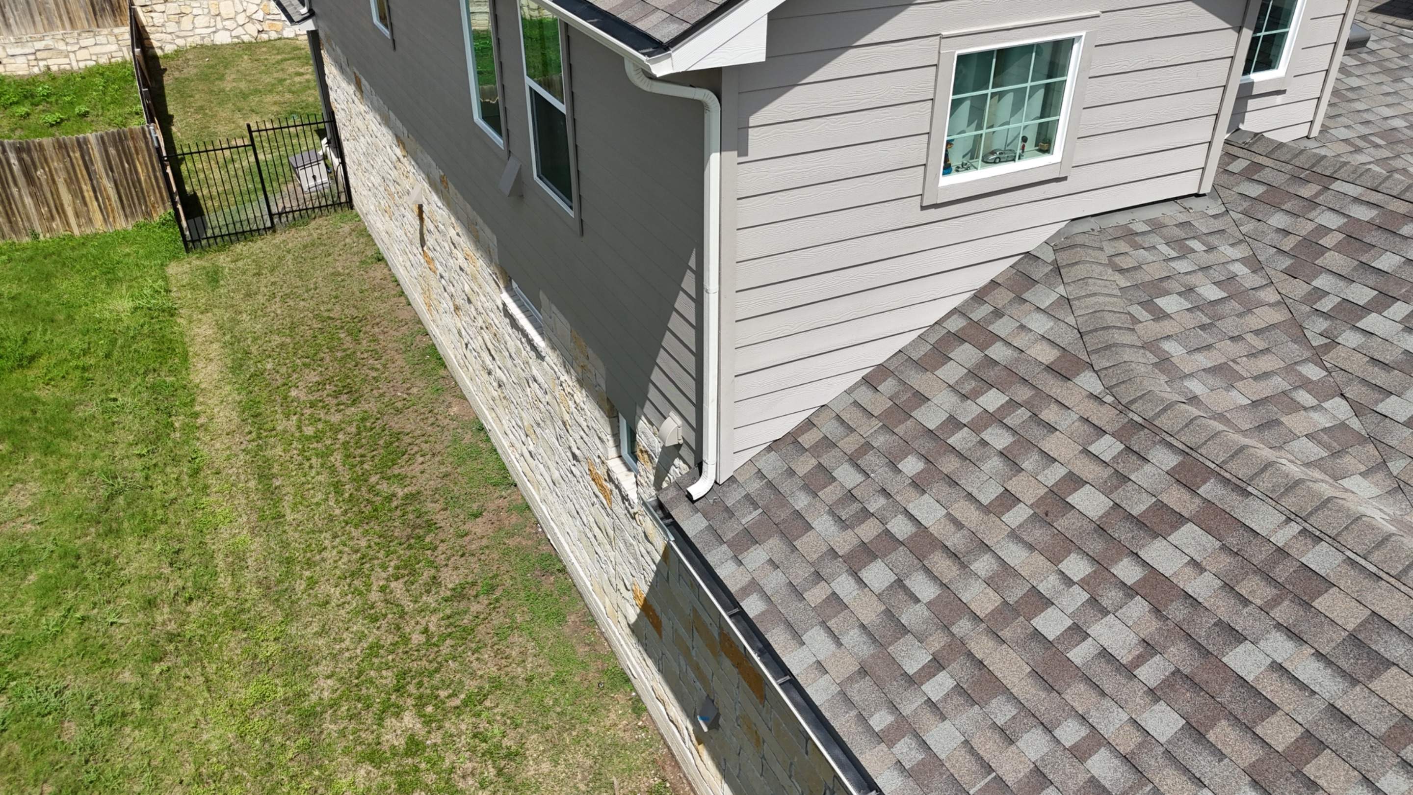 Driftwood - Owens Corning TruDefinition Duration by RoofsOnly.com