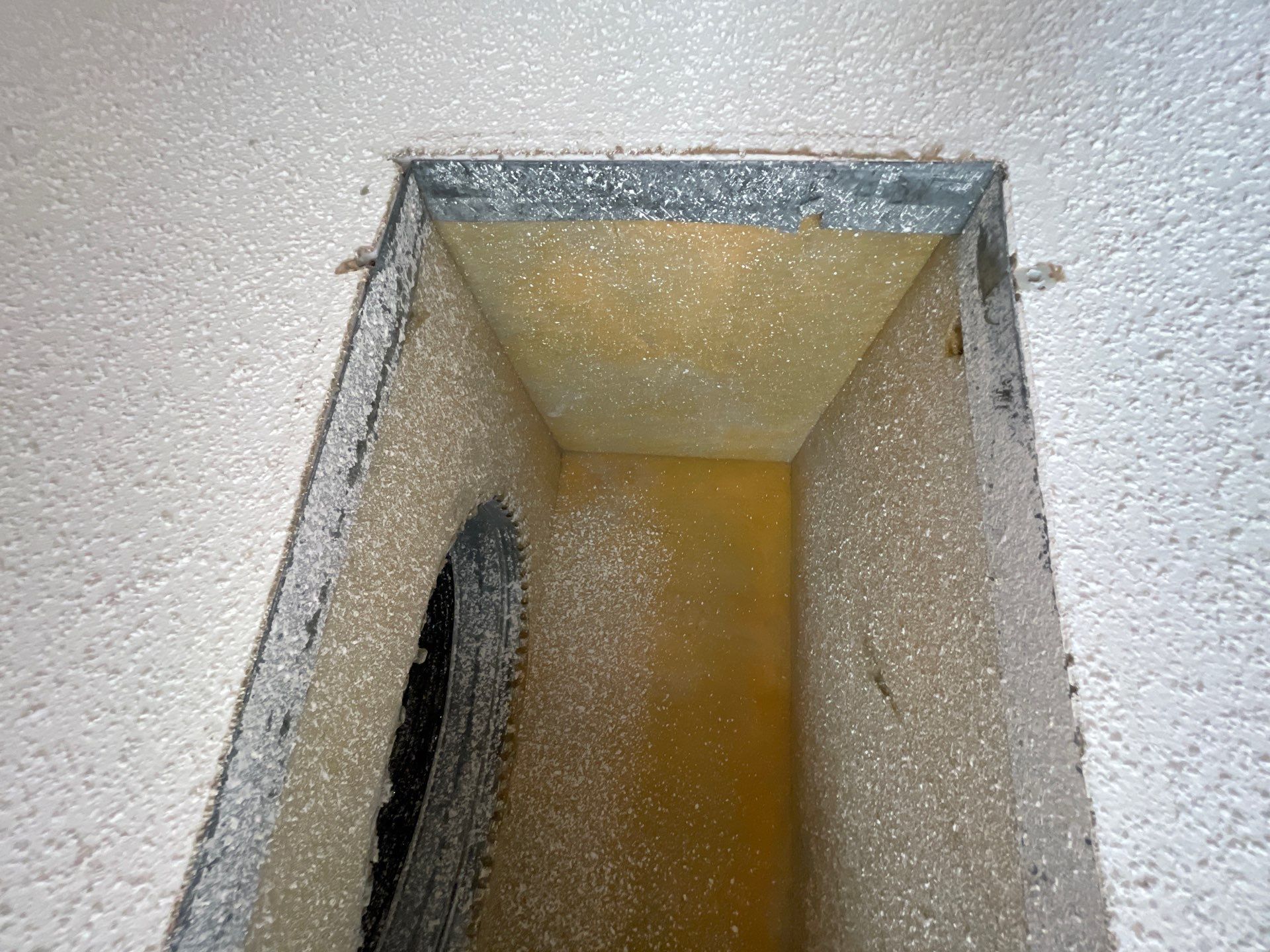 Air Duct and Dryer Vent Cleaning in Clermont by Hygienic Air, Inc