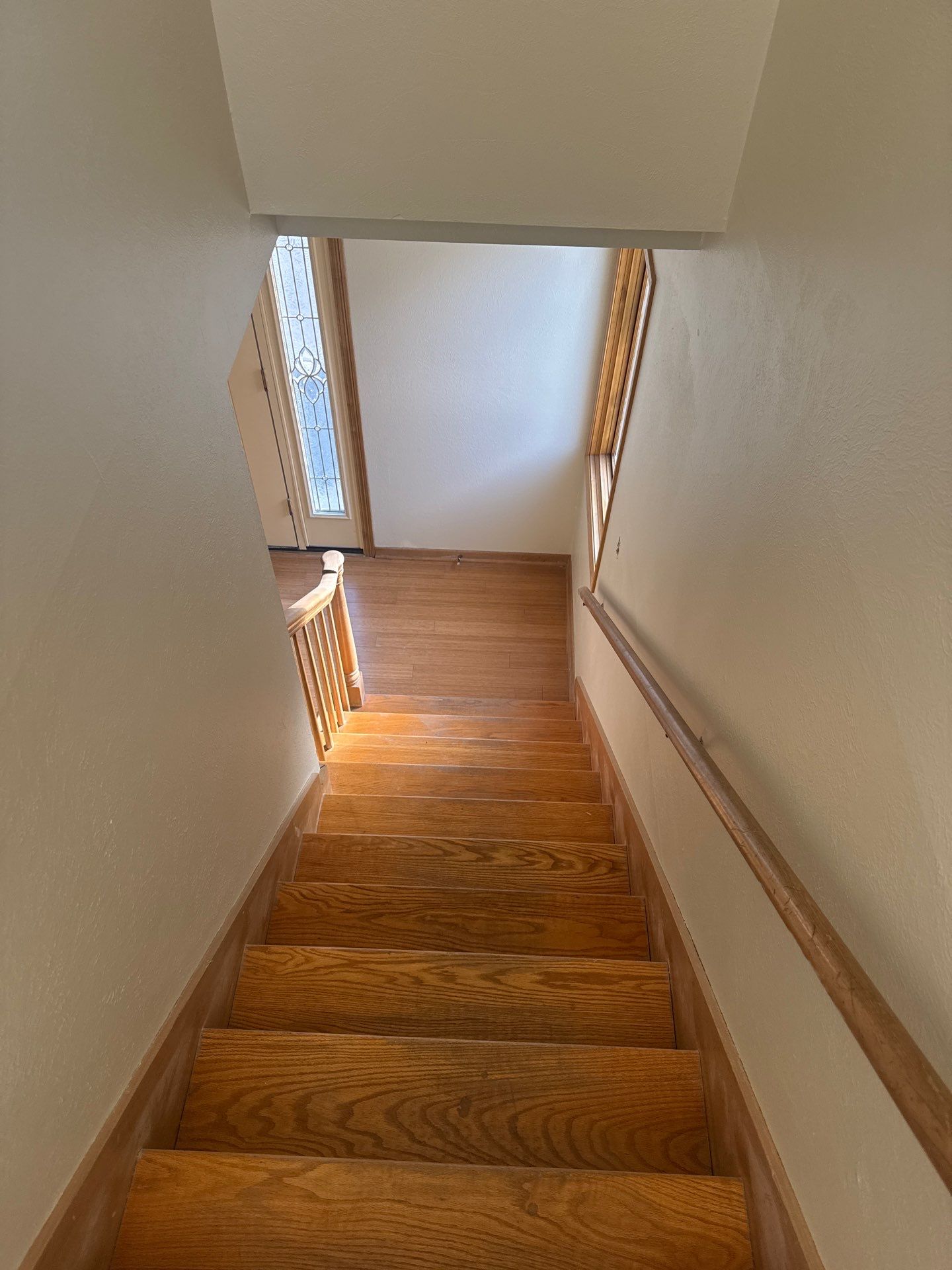 Full Interior Repaint to put the house up for sale by Midwest Paint LLC