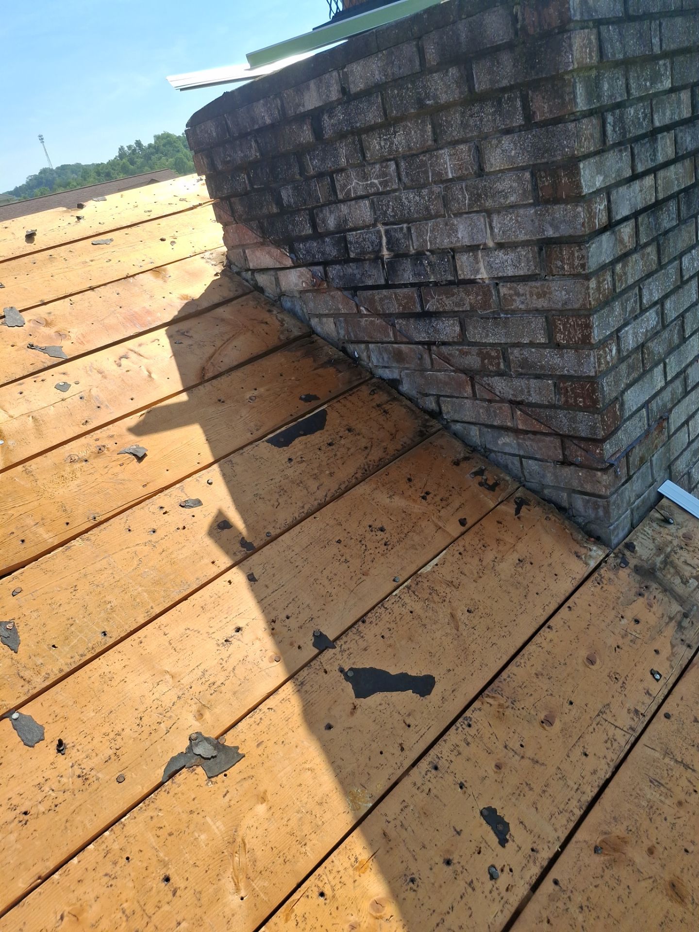 Residential Roofing Installation using GAF Timberline HDZ Charcoal by Rainstoppers Roofing