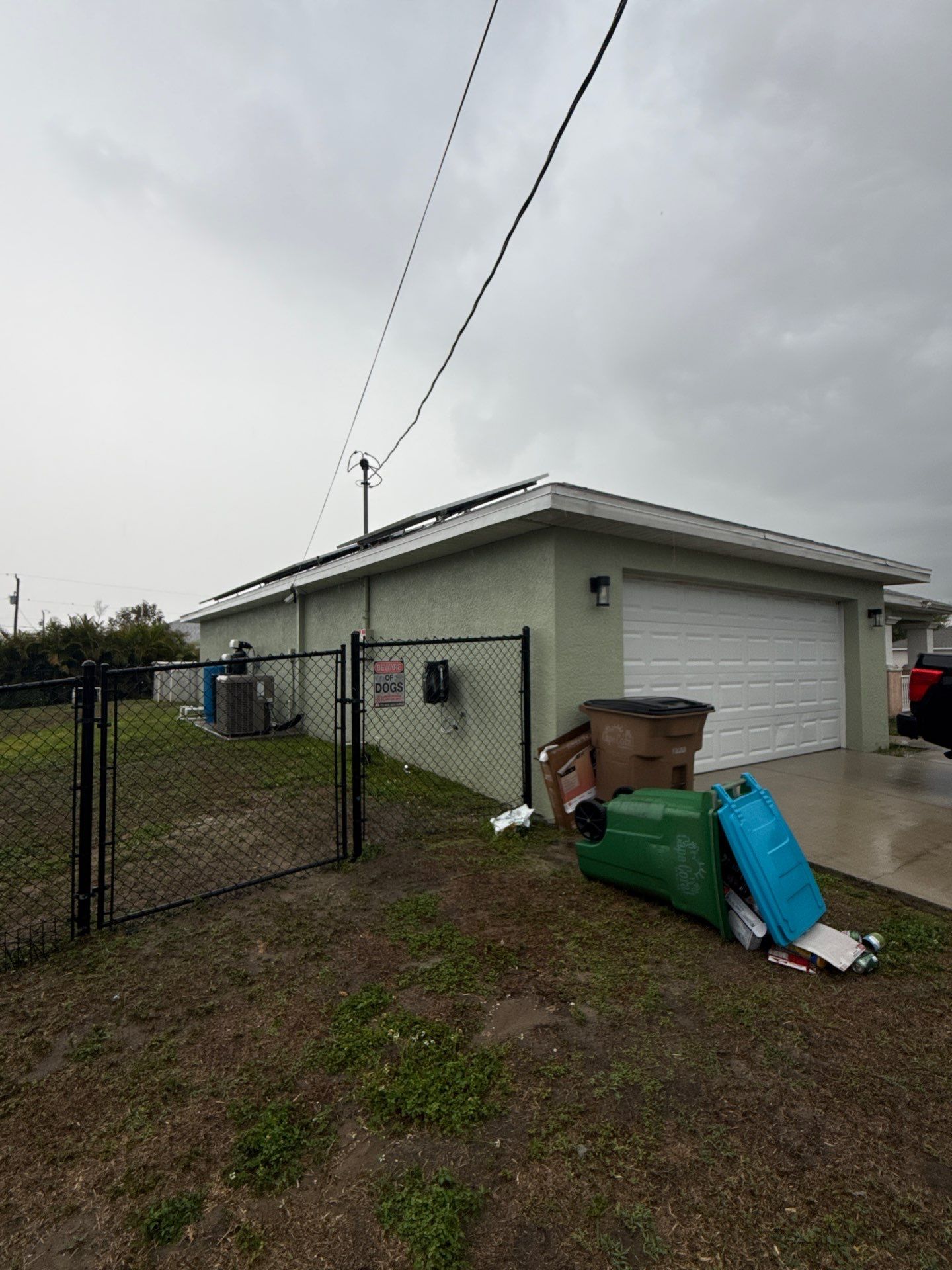 Black Seamless Gutters using K-Style Seamless Gutters in Cape Coral FL by Gutter Professors