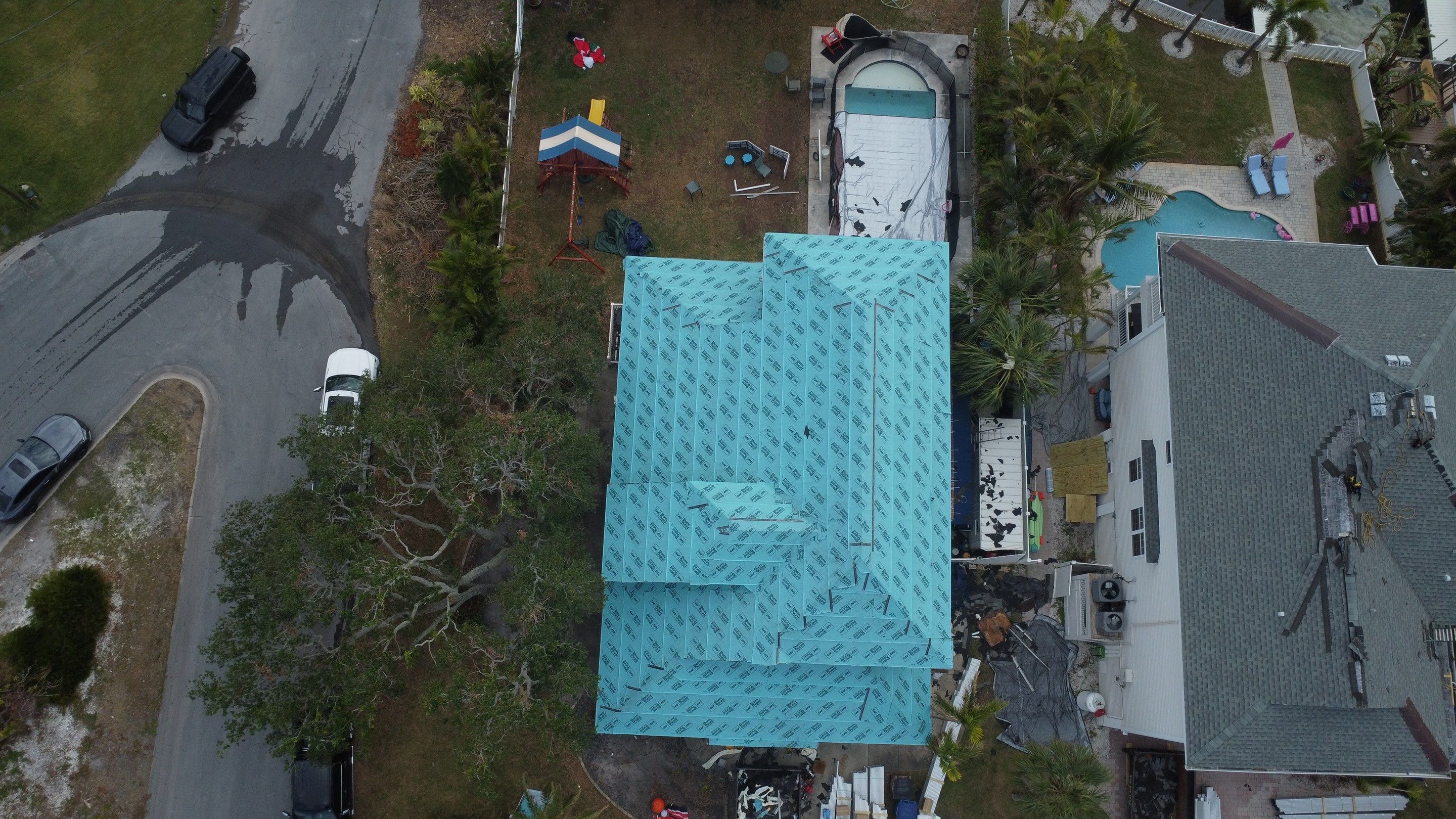 Polar White Standing Seam by Reimagine Roofing