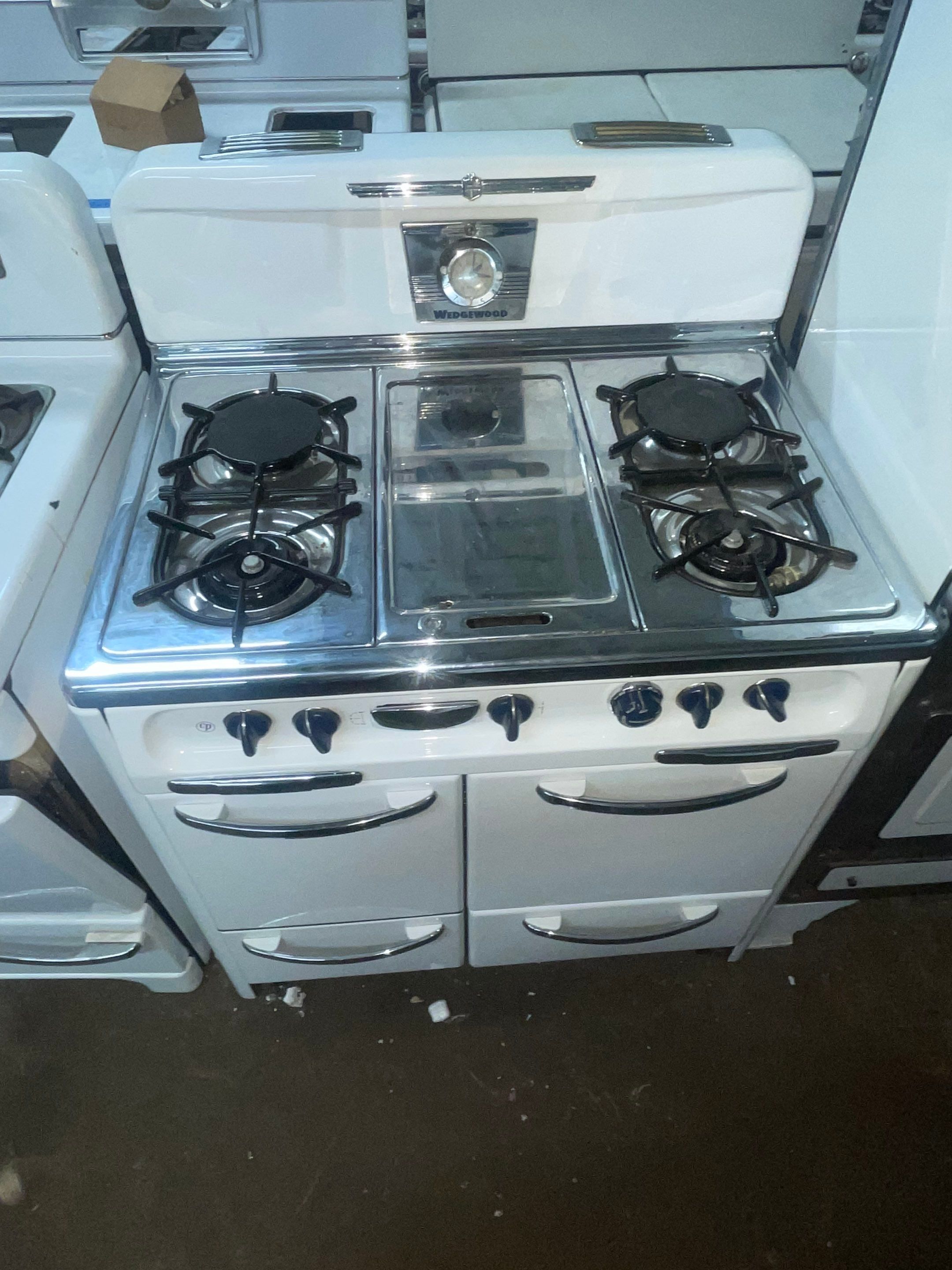 Stoves for Sale as of December 2023 by Belgrove Appliance Inc