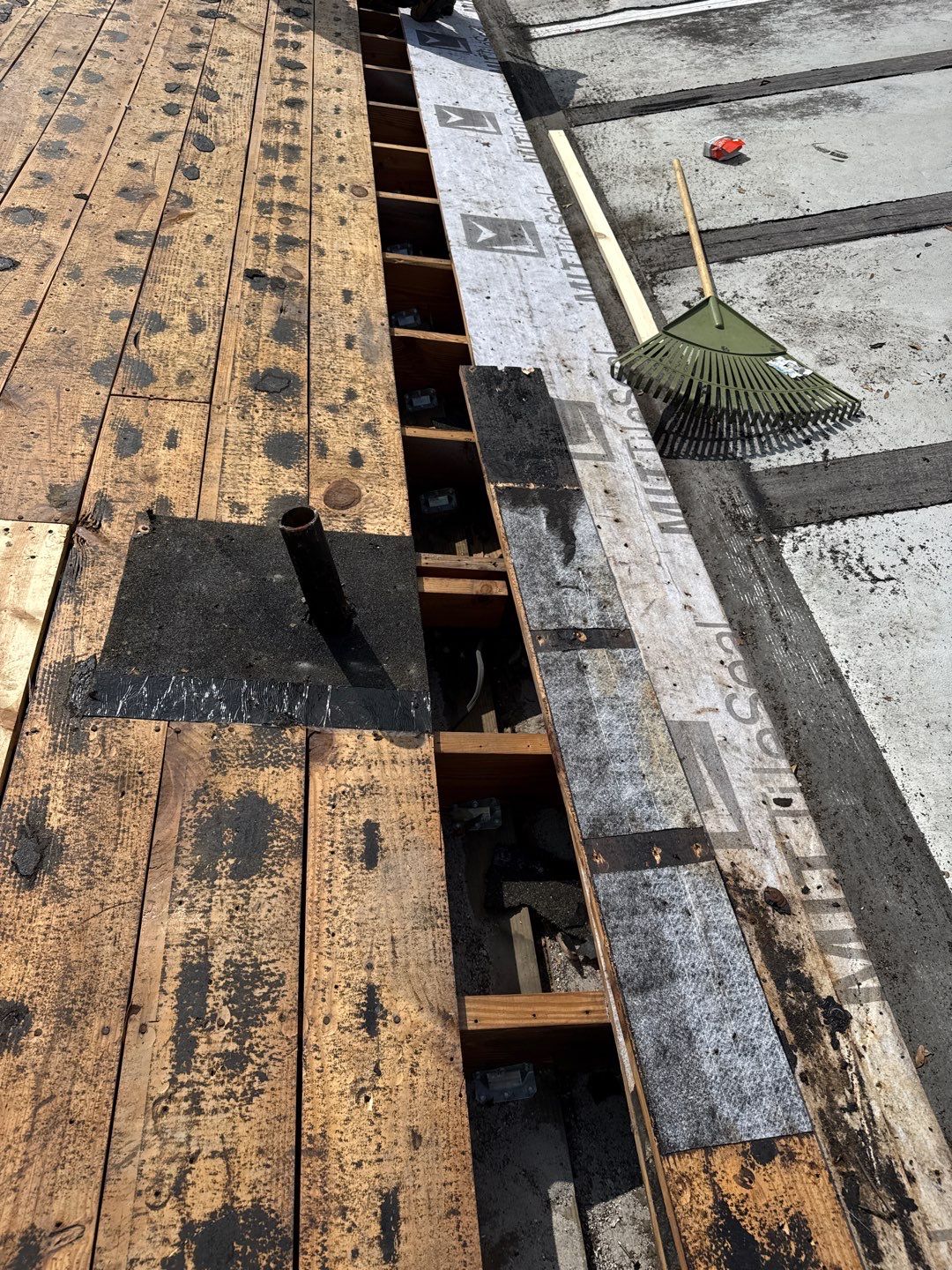Project in St. Petersburg 33710 by Mitchell Roofing Company LLC 