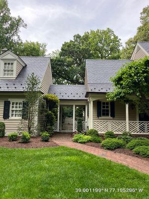 9225 Fox Meadow Ln, Potomac, MD 20854-4619