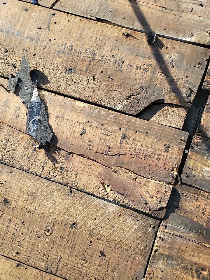 ATLAS PINNACLE COLOR: WEATHERED WOOD DRIP EDGE: MUSKET BROWN by Eagle Eye Roofing