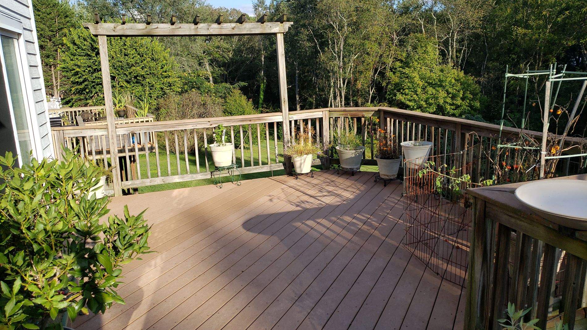 Deck Rail Repair by Roof Right Inc