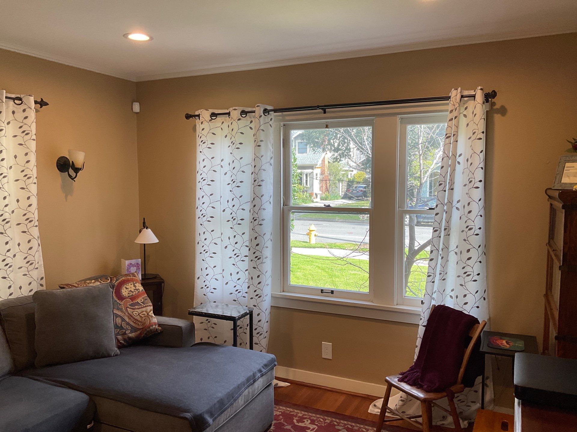 Window Installation using Milgard Ultra series, Fiberglass windows with SDL grids by American Window Company