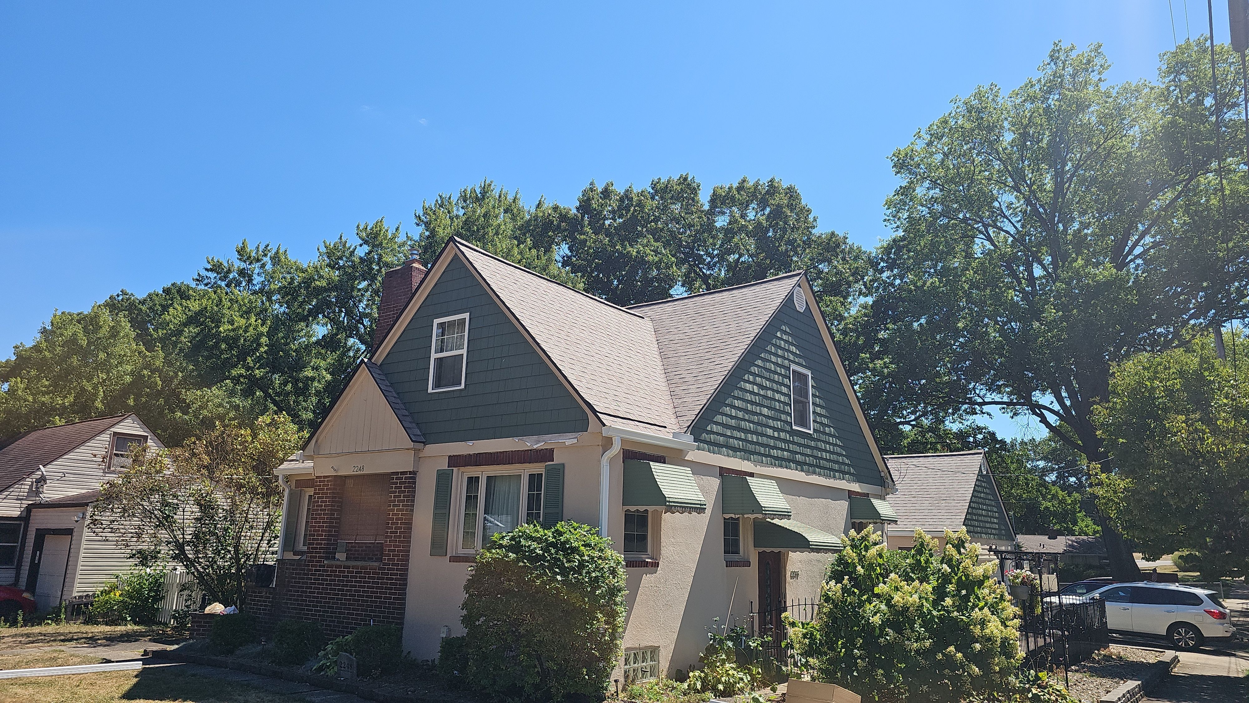 Atlas Pinnacle, Color, Tan Mist, Drip Edge, Color, Royal Brown by Eagle Eye Roofing