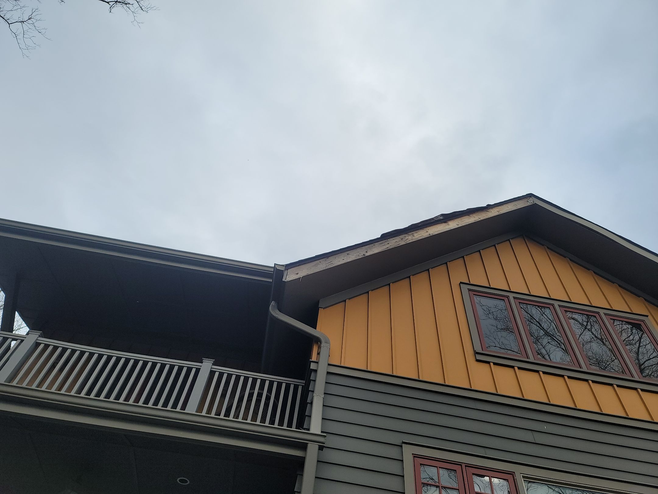 ATLAS PINNACLE HP W/SCOTCHGARD COLOR: WEATHERED WOOD by Eagle Eye Roofing