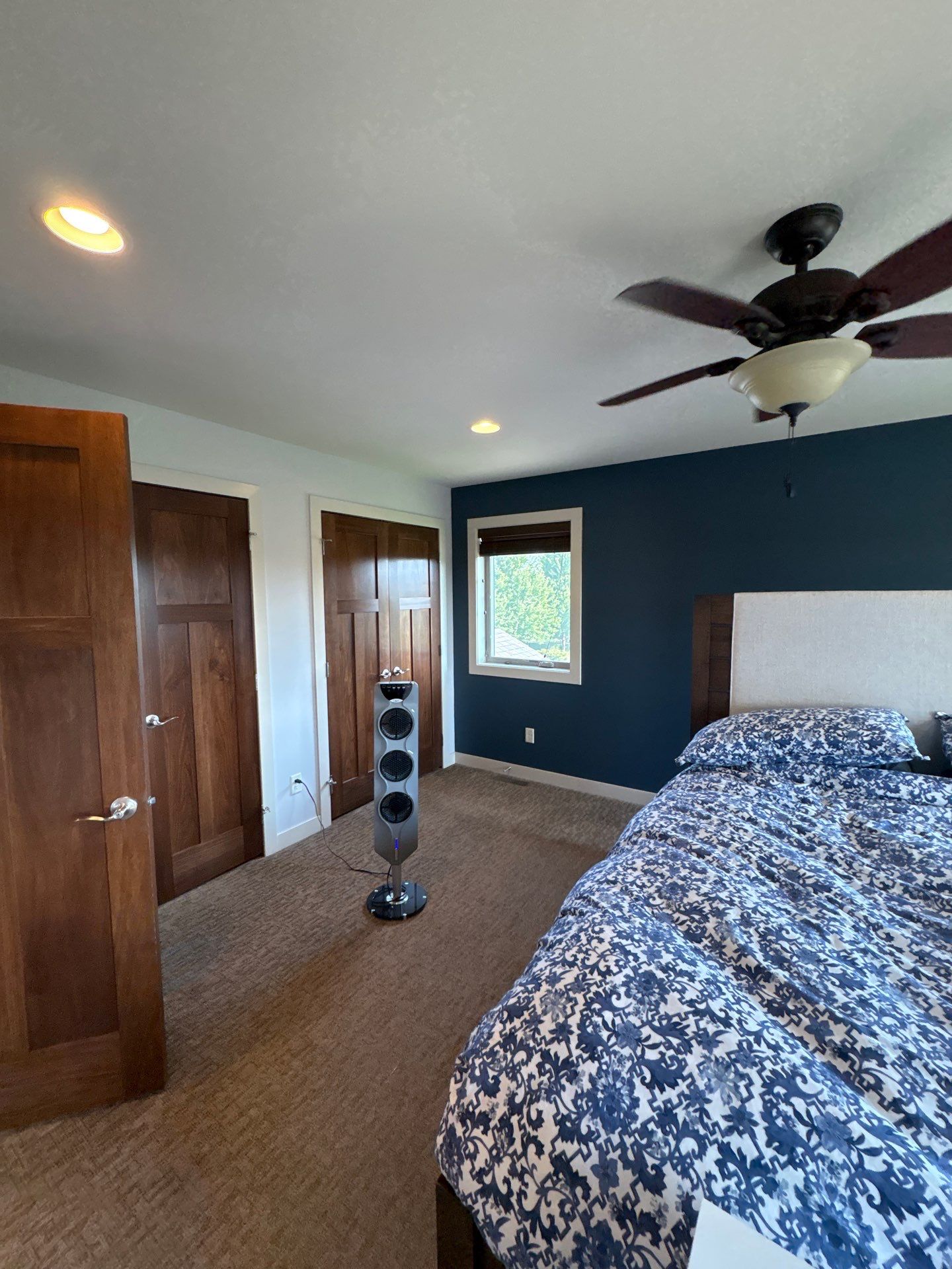 Comprehensive Interior Painting and Garage Floor Coating in Sioux Falls by Select Painting, Coatings & Garage Cabinets