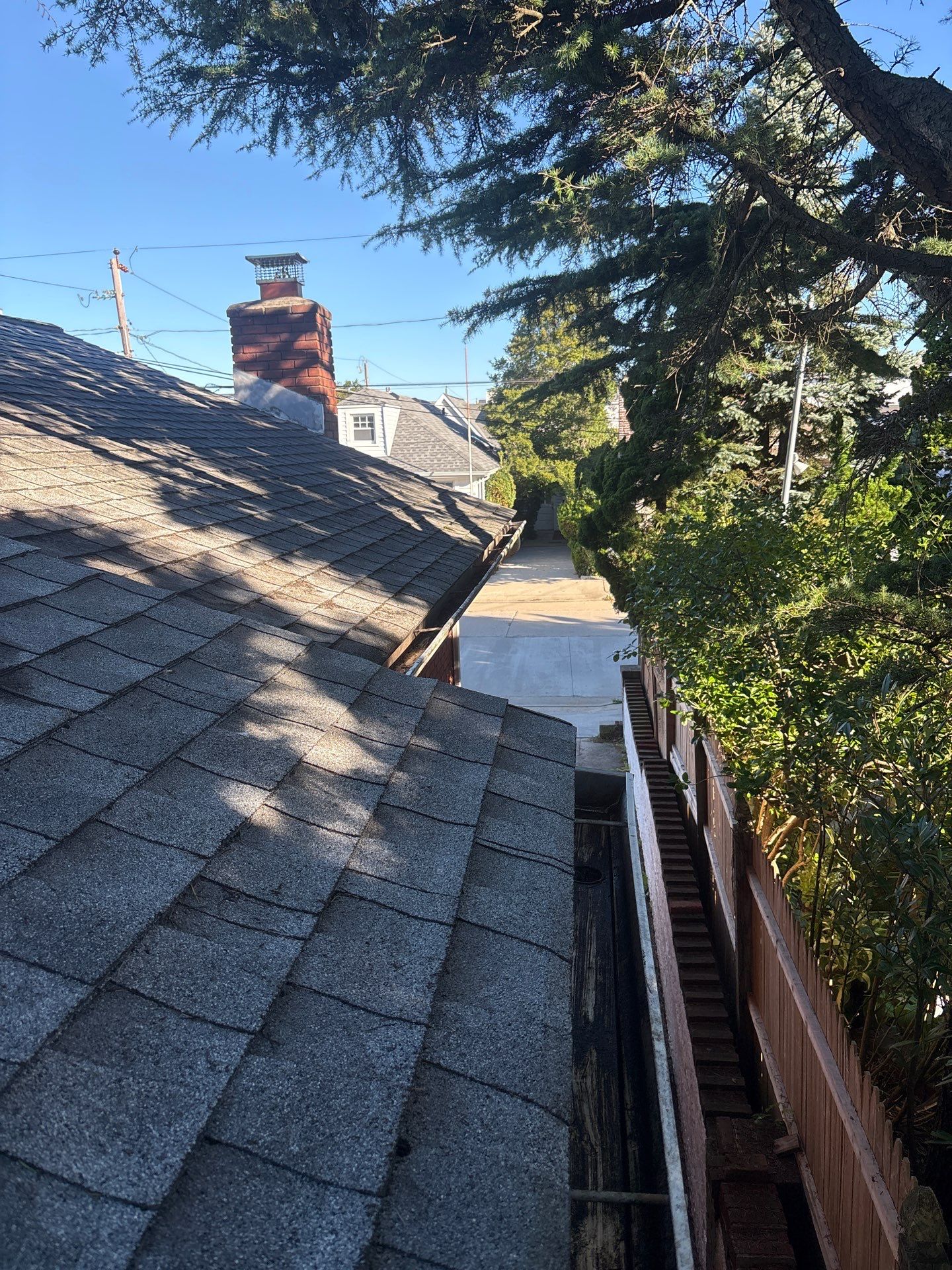 Comprehensive Gutter and Roof Debris Removal in Point Lookout by Above All Gutters