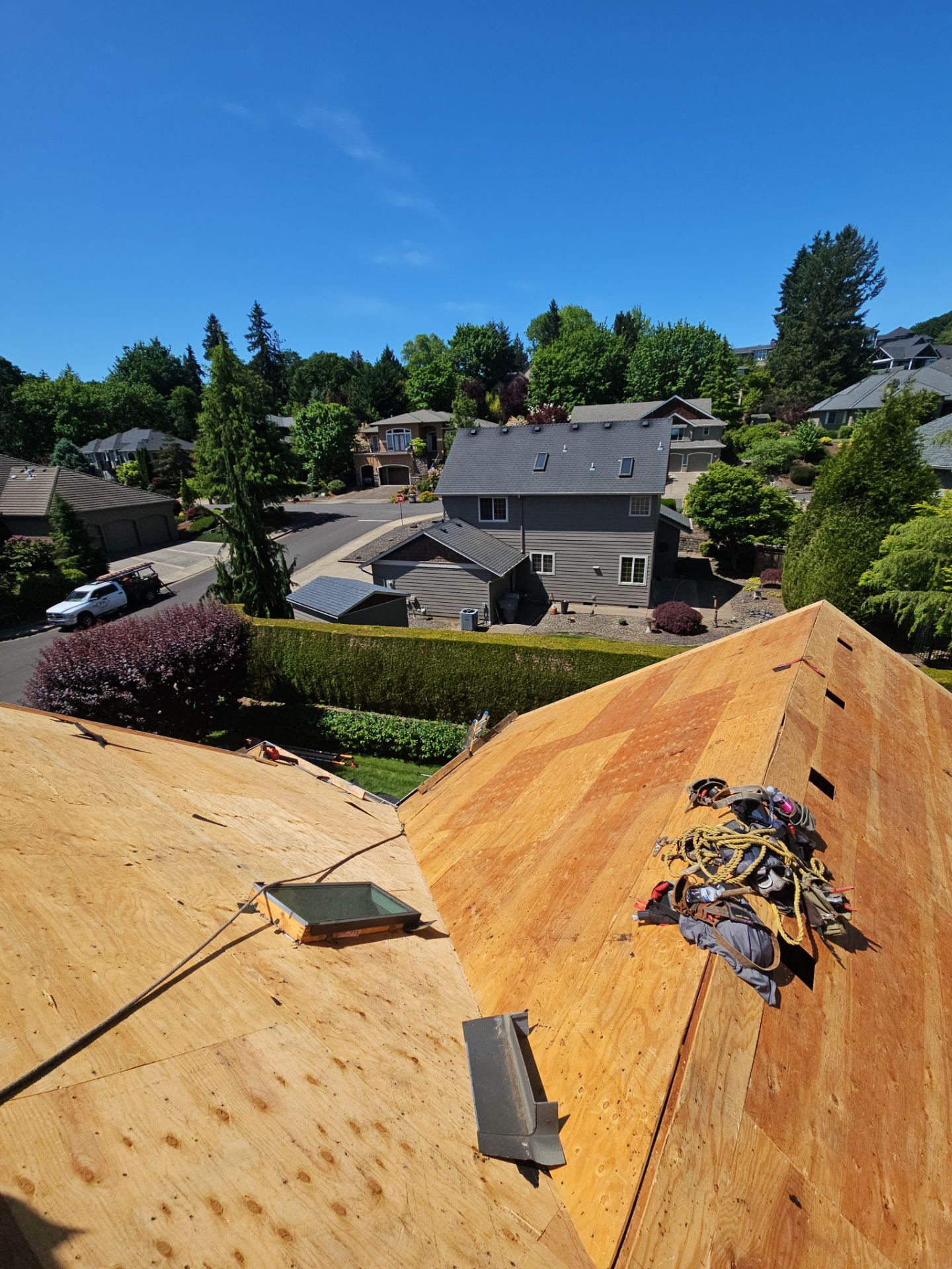Residential Roofing Installation using Malarkey Vista (Color: Black Oak) by Orezona Building & Roofing Company, Inc.