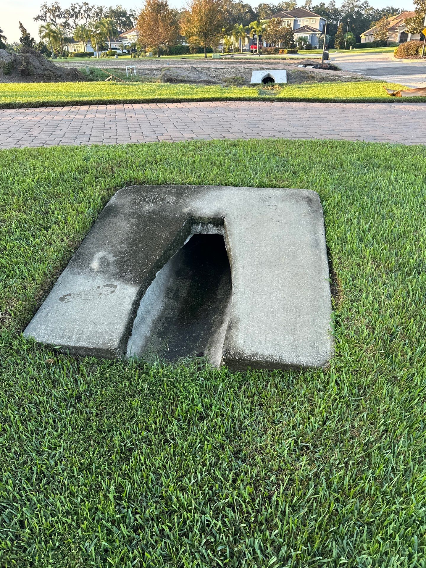 Paver Patio/Lanai & Driveway Cleaning in Winding River, Bradenton, FL | Sunshine AquaWash by Sunshine AquaWash