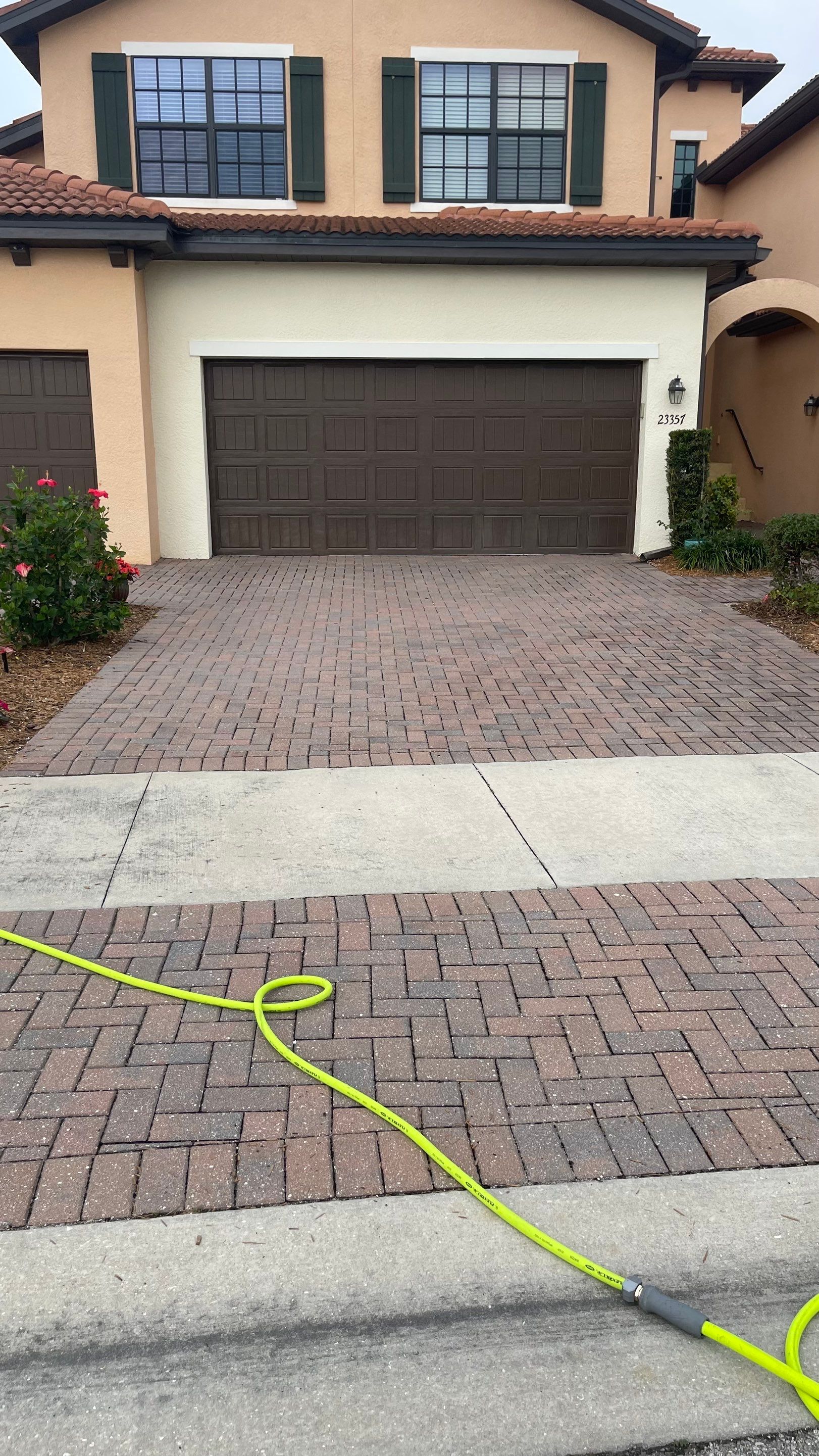 HOA Paver Driveway & Sidewalk Cleaning in Sarasota National, Venice, FL | Sunshine AquaWash by Sunshine AquaWash