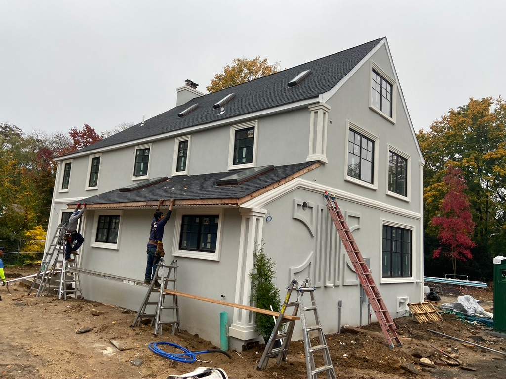 Roof, skylights, soffits and gutters. by Nisi Home Improvement