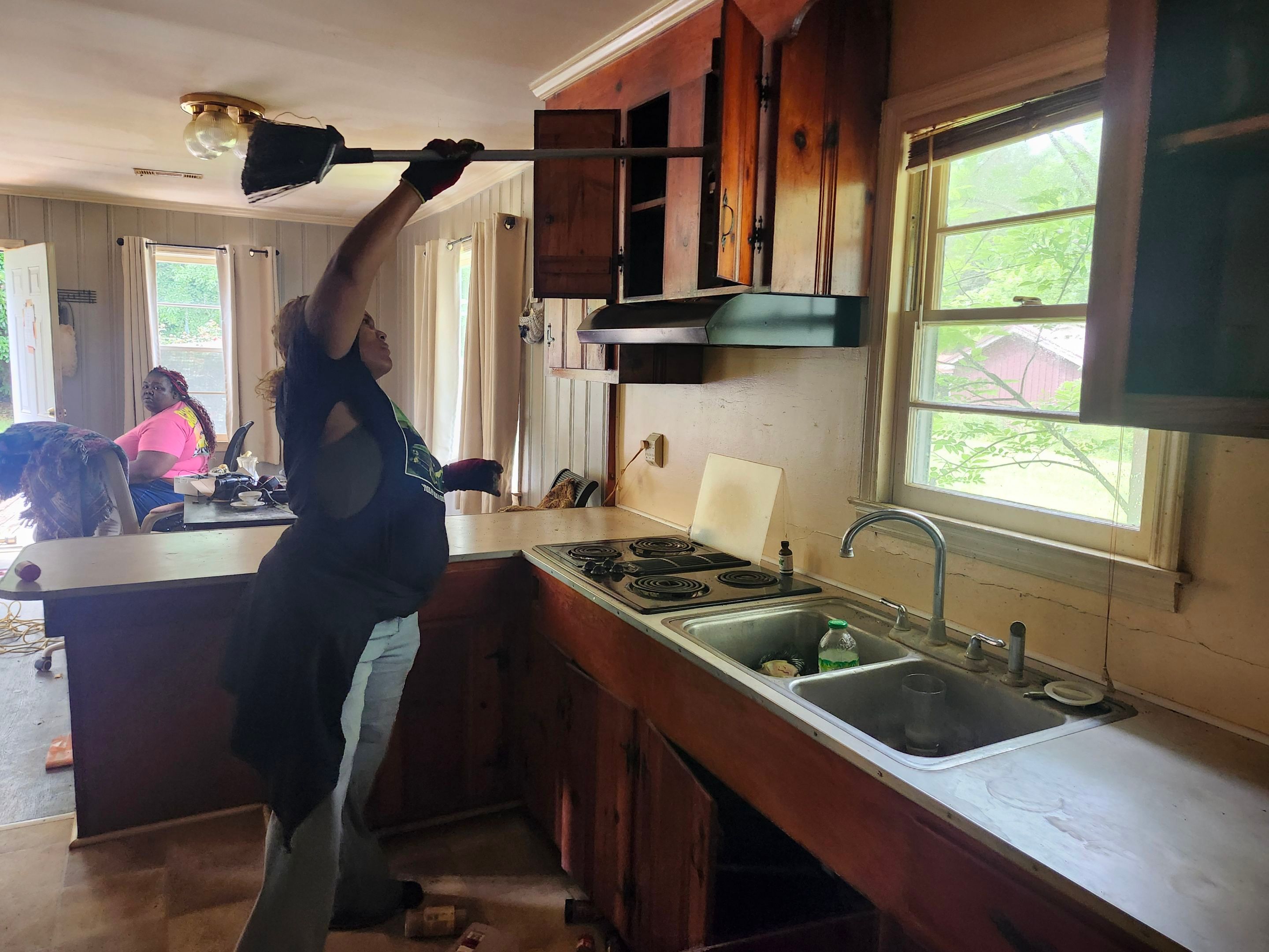 Initial Lock Out / Eviction by Swift Signings and Services LLC