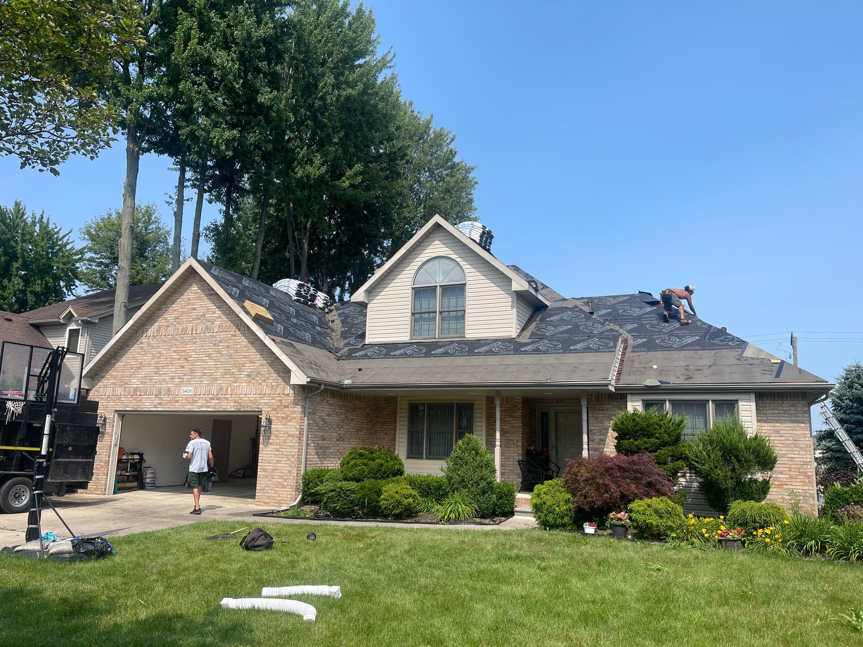 Residential Roofing Installation using IKO DYNASTY - Granite Black by JNR Roofing LLC