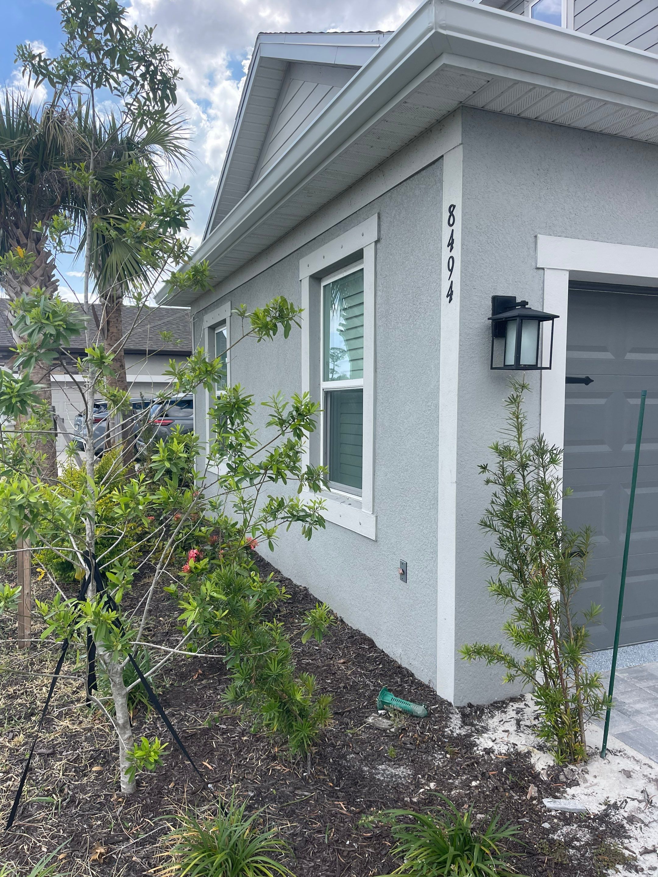6 Inch Seamless Gutters using 6 Inch Seamless Gutters in Sarasota FL by Gutter Professors