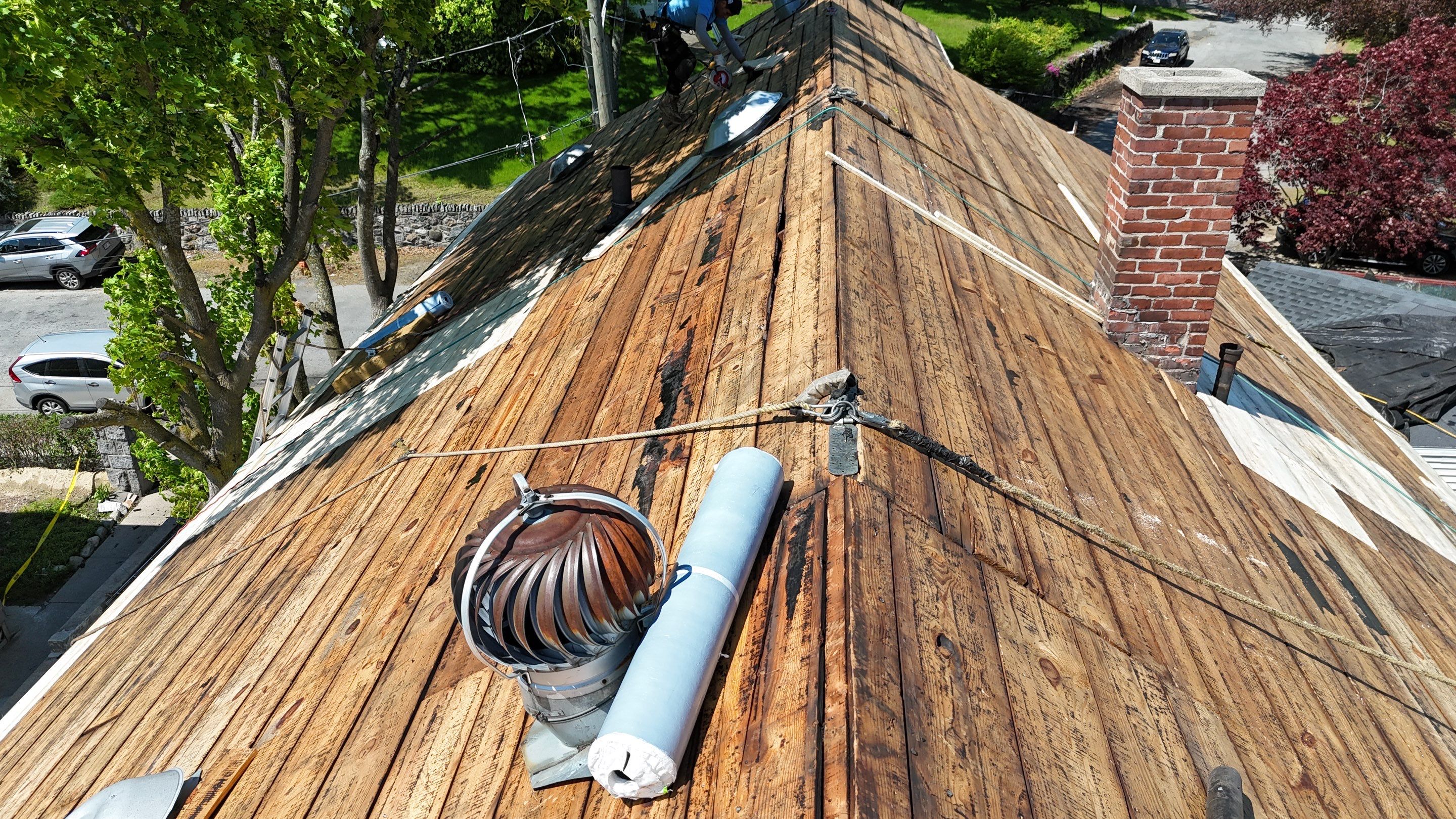 Full Roof Replacement – Lawrence, MA by Mighty Dog Roofing of Greater Middlesex County