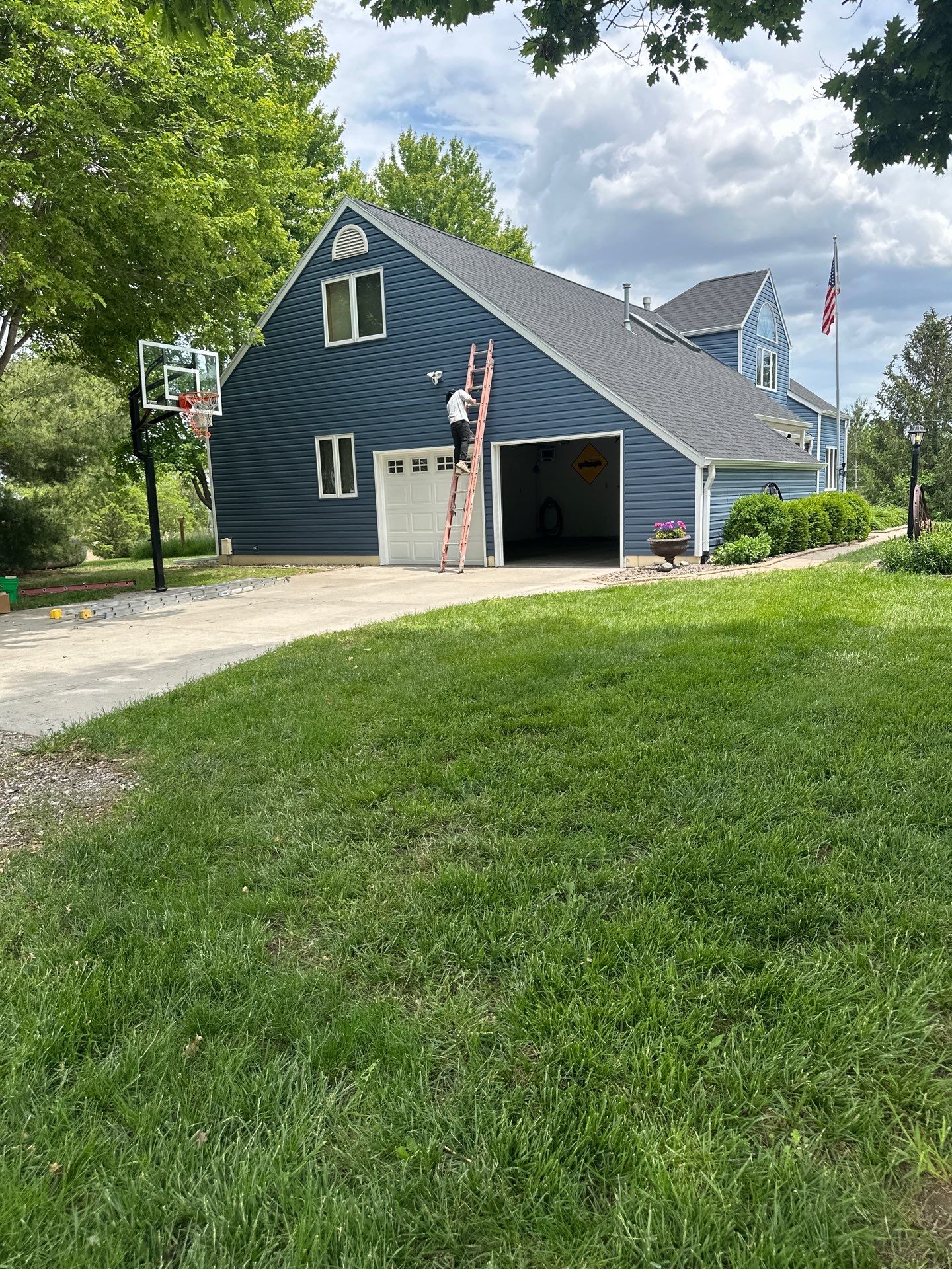 Full Siding Replacement by Lightning Exteriors