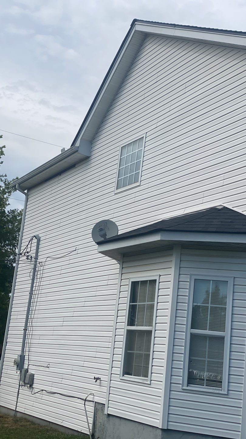 Insurance Paid for this New Owens Corning Oakridge Roofing System by Undersun Roofing 