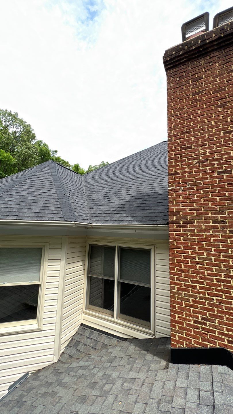 Clifton - CertainTeed Landmark Charcoal Black by RM Banning, Inc.