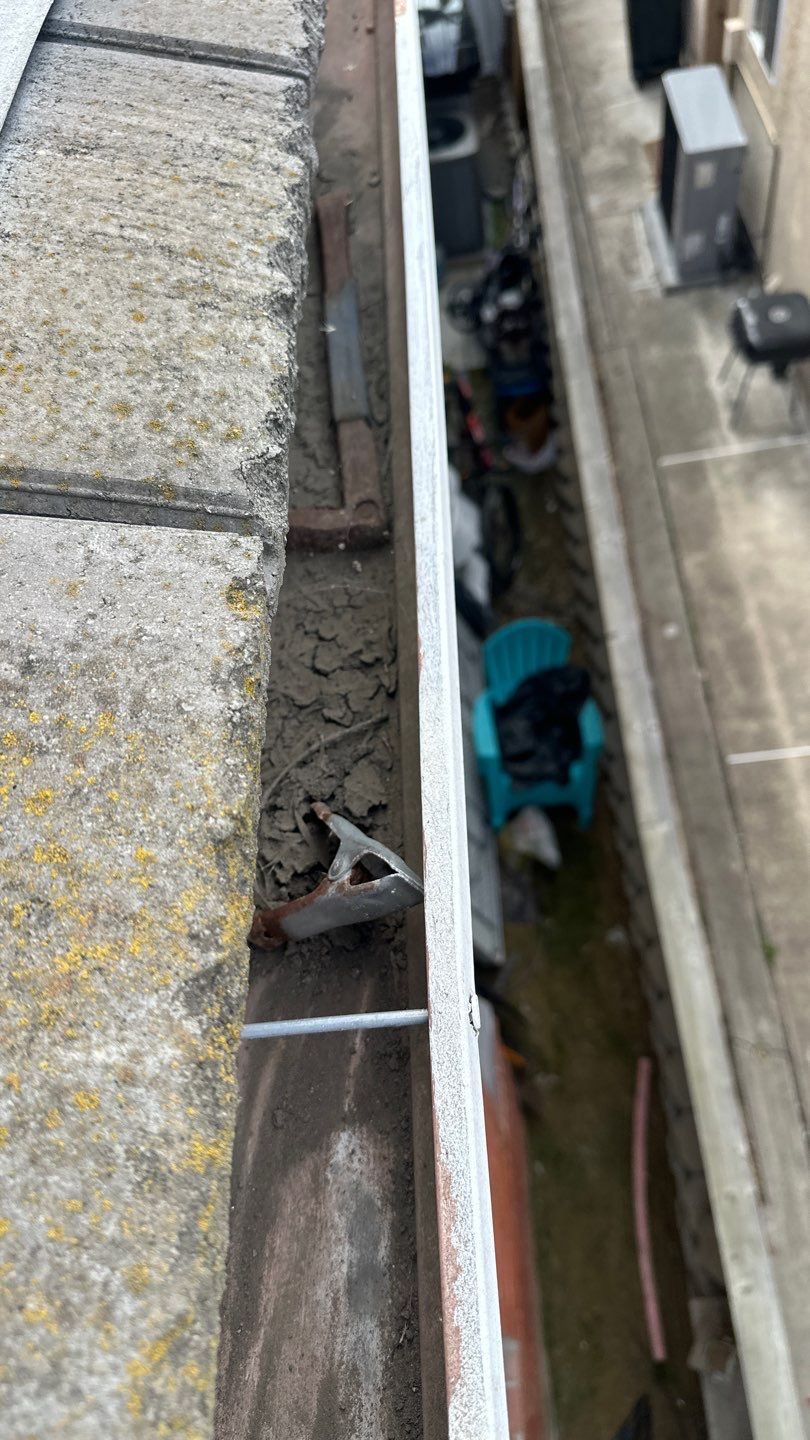 Gutter Cleaning in Laguna Niguel, CA by Property Cleaning Experts, LLC
