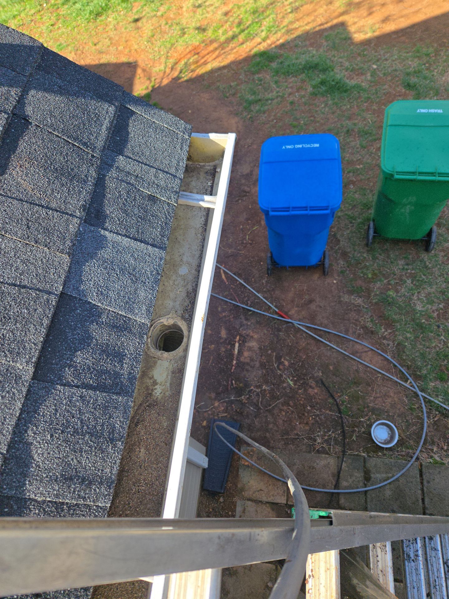 House Wash using cleaner by Power Wash Masters LLC