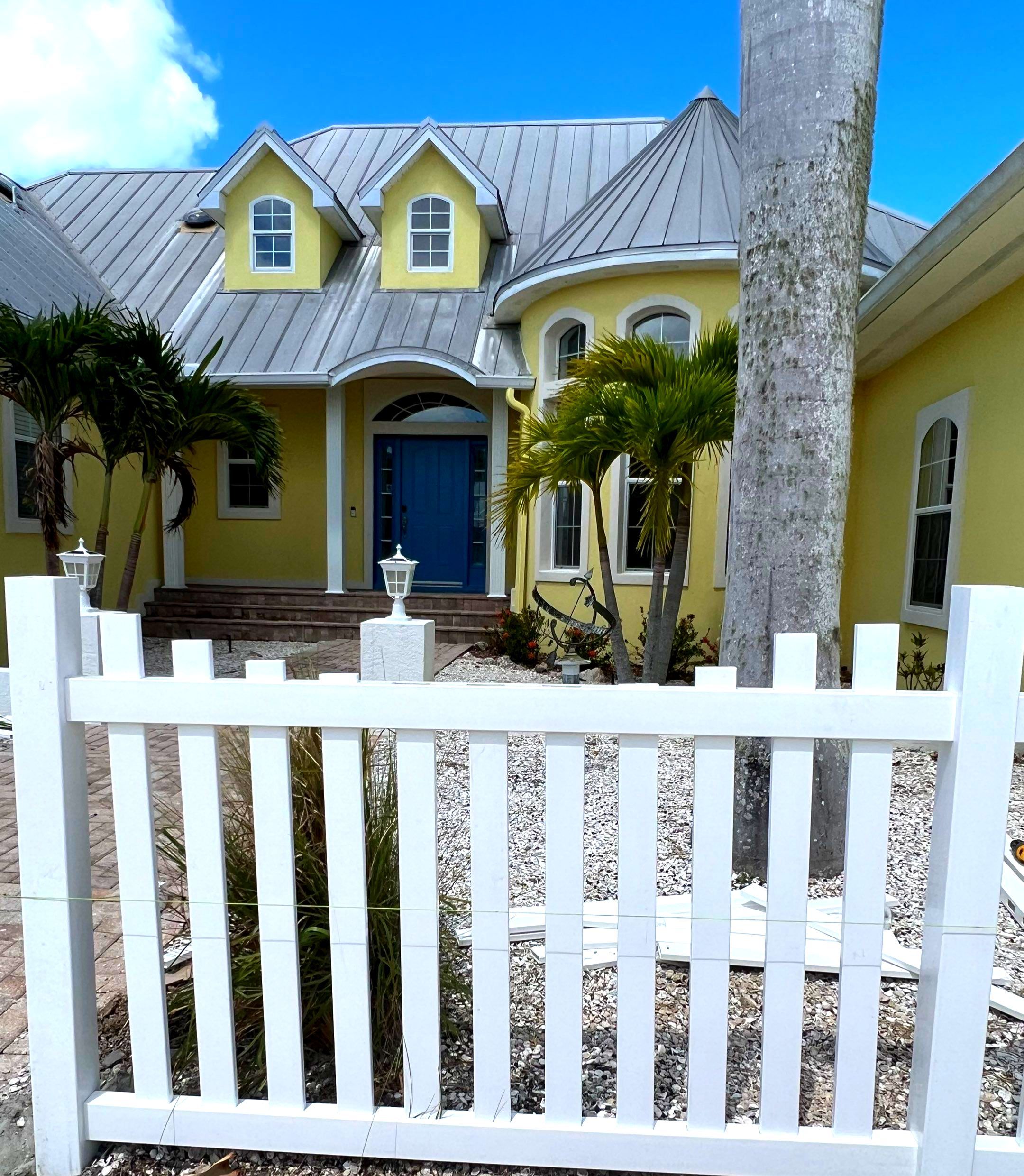 Vinyl Fence Installation using Vinyl Picket Fence by Asap fence and gates, LLC